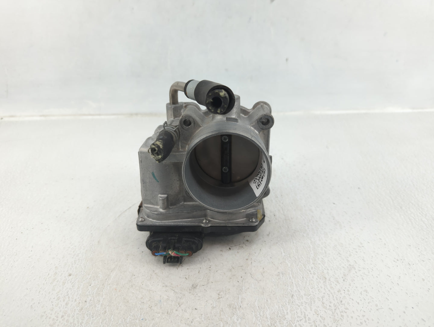 2017-2018 Nissan Rogue Sport Throttle Body P/N:4BA60-01 E Fits Fits 2017 2018 OEM Used Auto Parts - Oemusedautoparts1.com