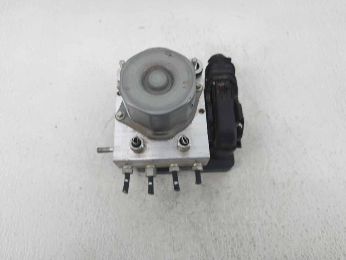 2017 Nissan Rogue Sport Anti-Lock Brake ABS Pump Module Actuator OEM P/N:47660 6MA2A Fits OEM Used Auto Parts - Oemusedautop