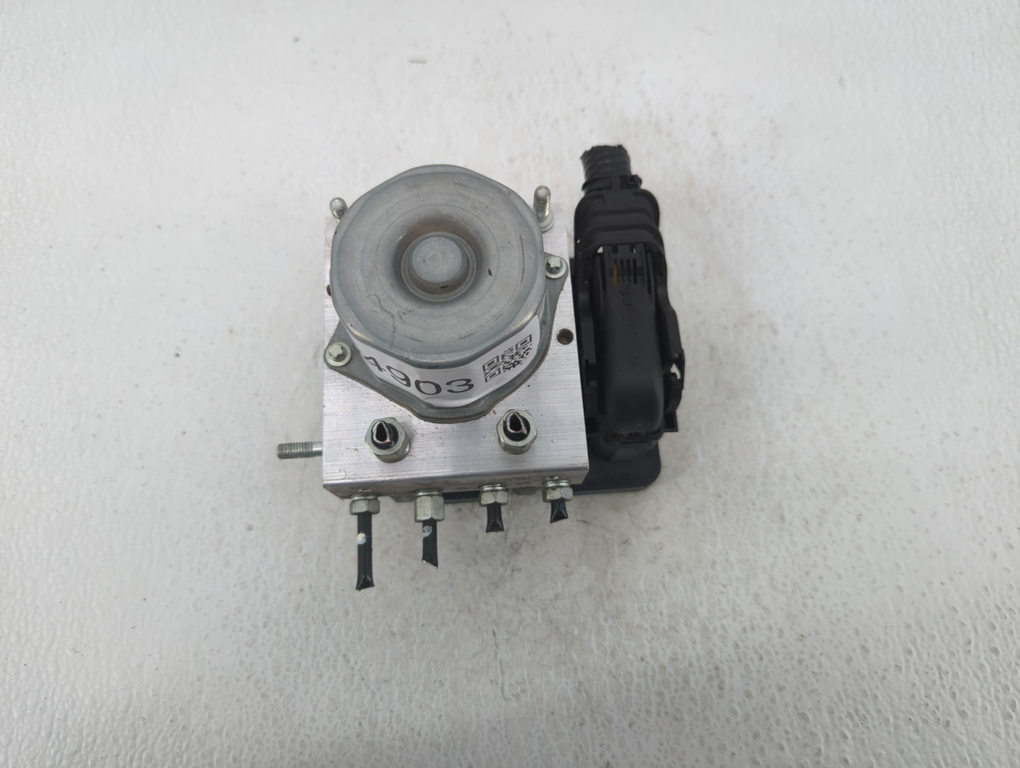 2017 Nissan Rogue Sport ABS Pump Control Module Replacement P/N:47660 6MA2A Fits OEM Used Auto Parts - Oemusedautoparts1.com