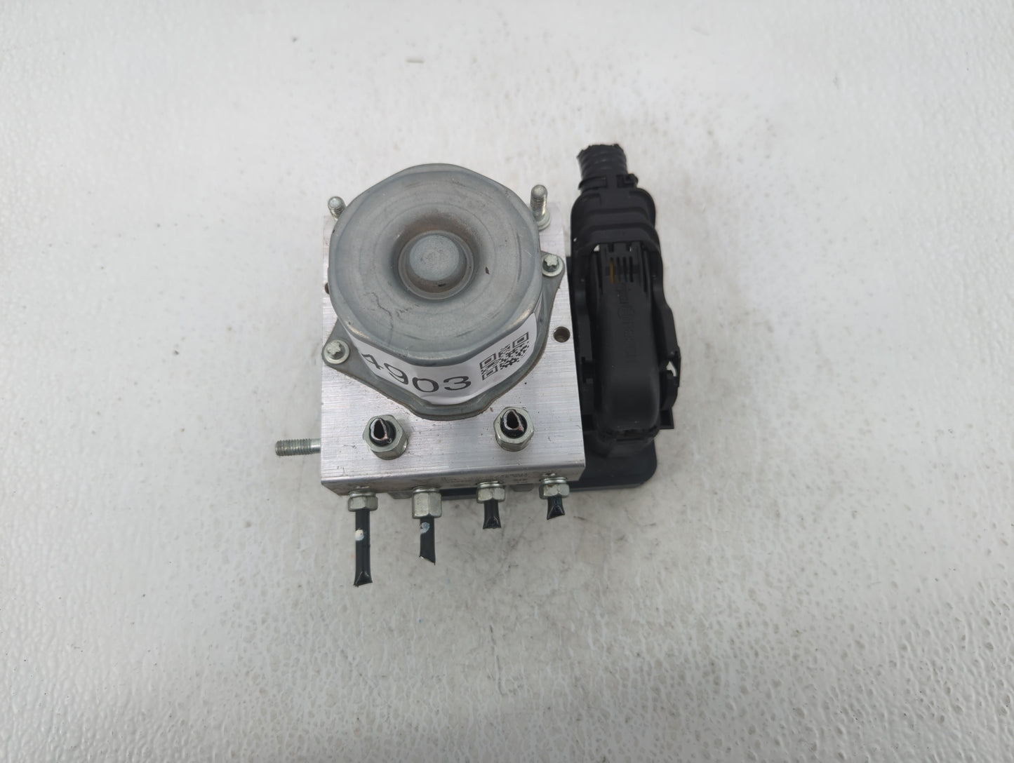 2017 Nissan Rogue Sport ABS Pump Control Module Replacement P/N:47660 6MA2A Fits OEM Used Auto Parts - Oemusedautoparts1.com