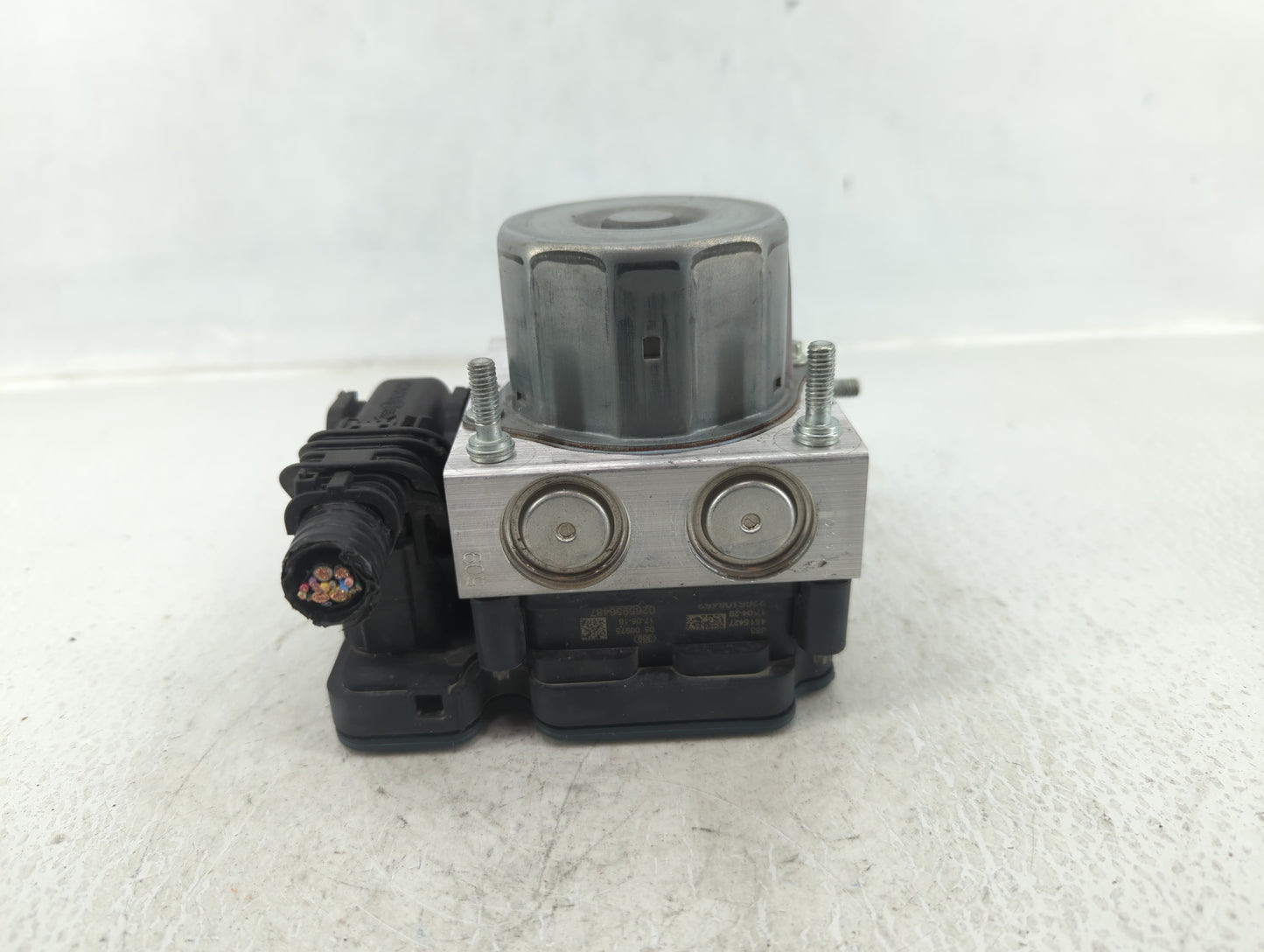 2017 Nissan Rogue Sport ABS Pump Control Module Replacement P/N:47660 6MA2A Fits OEM Used Auto Parts - Oemusedautoparts1.com