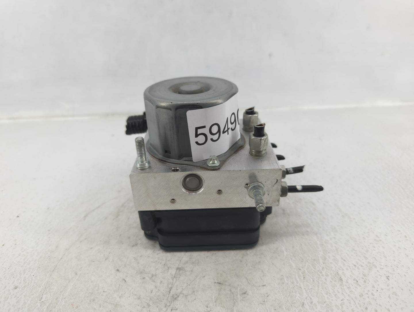 2017 Nissan Rogue Sport ABS Pump Control Module Replacement P/N:47660 6MA2A Fits OEM Used Auto Parts - Oemusedautoparts1.com