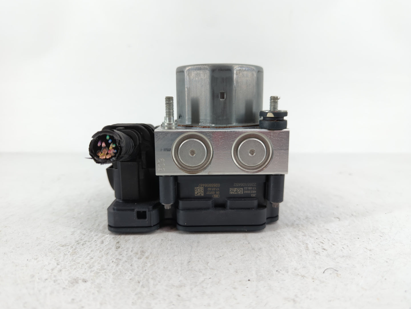 2017 Nissan Rogue Sport ABS Pump Control Module Replacement P/N:47660 6MA2A Fits OEM Used Auto Parts - Oemusedautoparts1.com