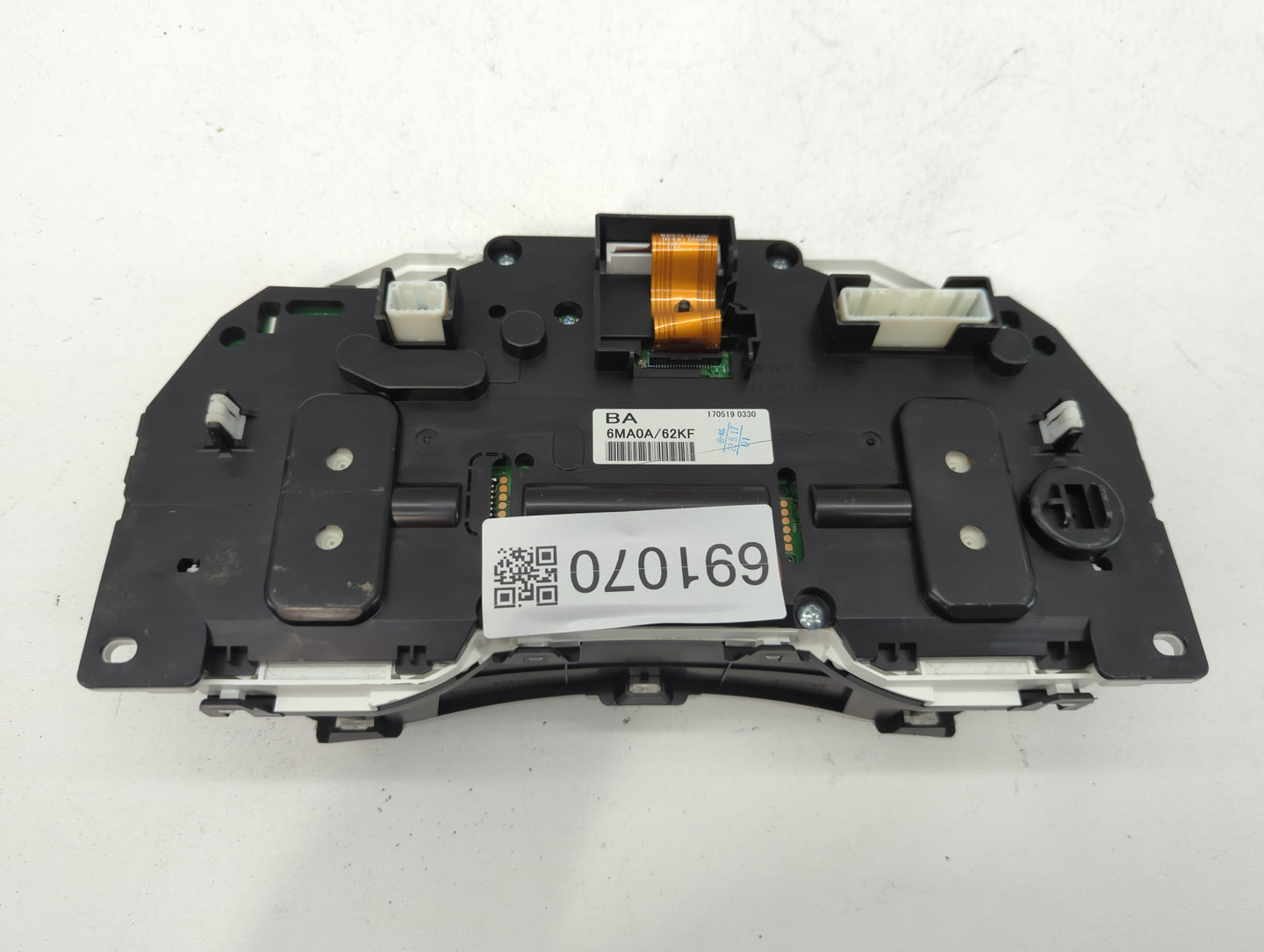 2017-2018 Nissan Rogue Sport Instrument Cluster Speedometer Gauges P/N:170519 0330 6MA0A Miles: Fits Fits 2017 2018 OEM Used