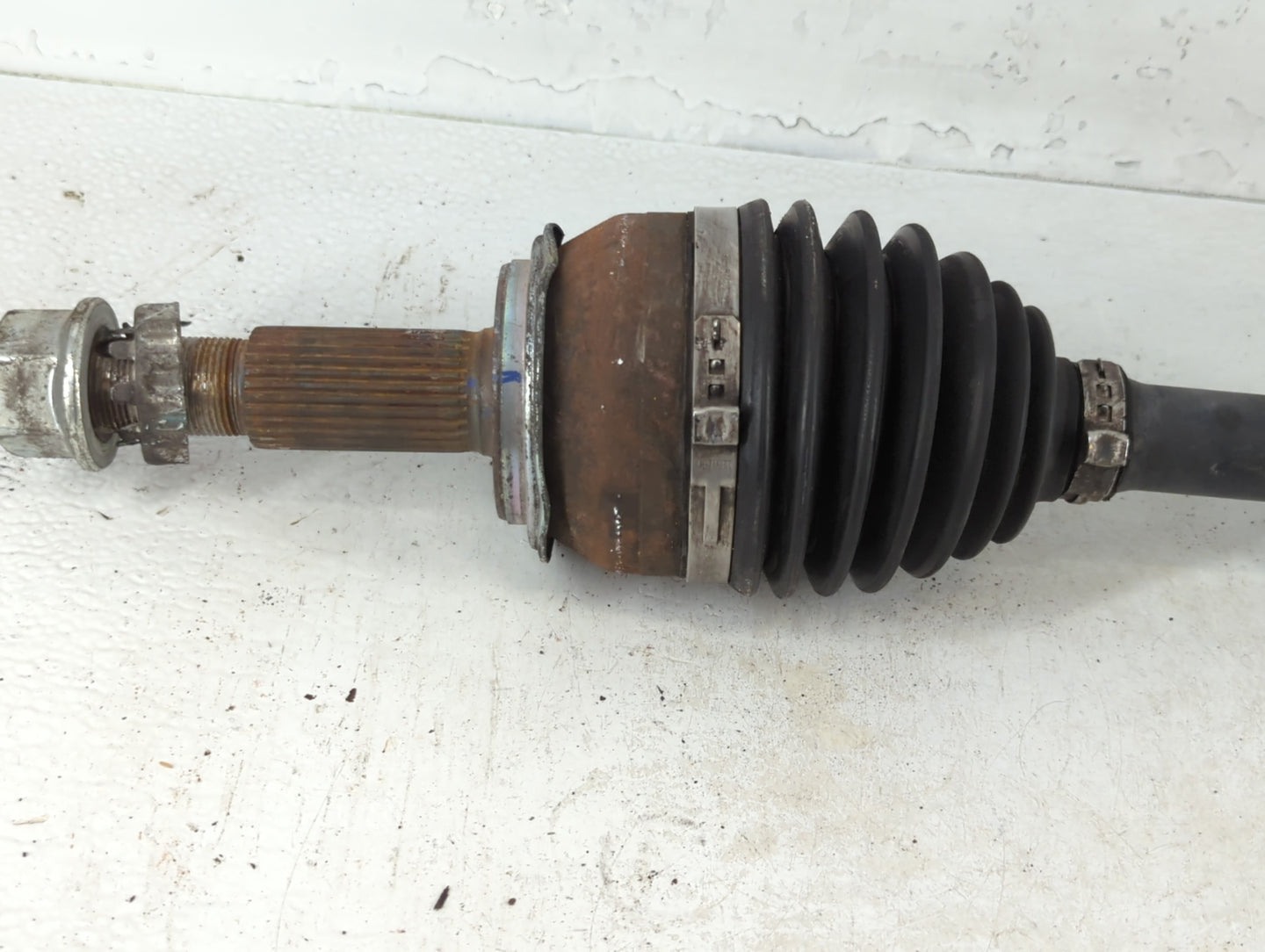 2017-2019 Nissan Rogue Sport Axle Shaft Front Passenger Cv C/v - Oemusedautoparts1.com