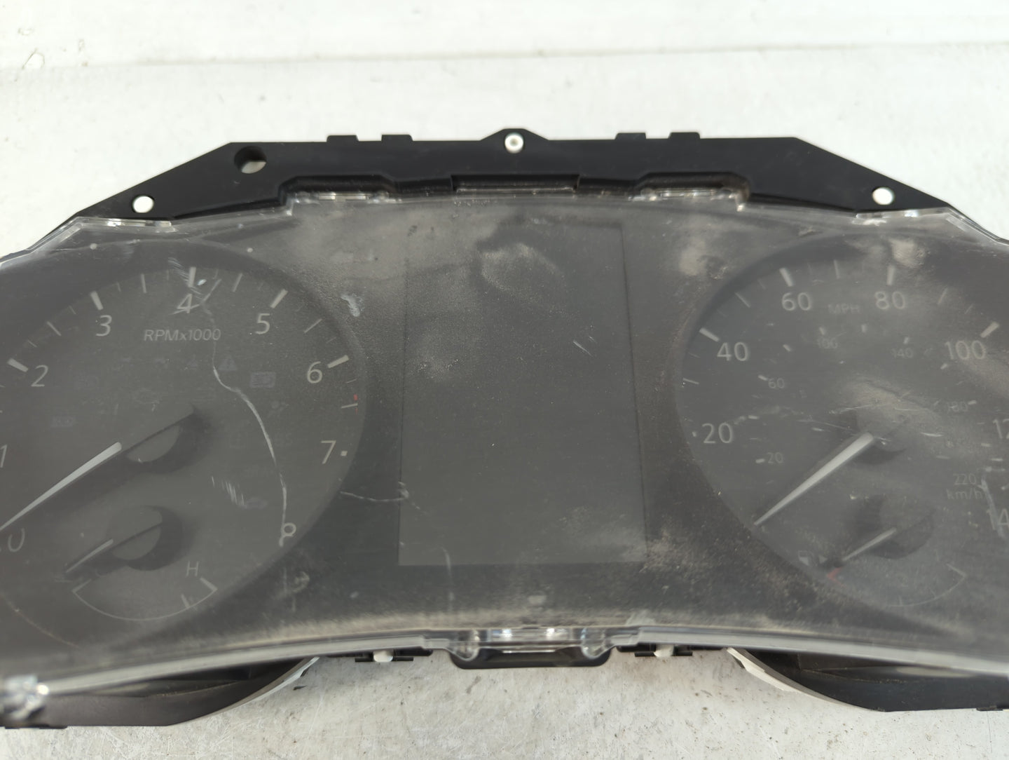 2017-2018 Nissan Rogue Sport Instrument Cluster Speedometer Gauges P/N:BA6MA0A/5D3H 170511 0137 Fits Fits 2017 2018 OEM Used