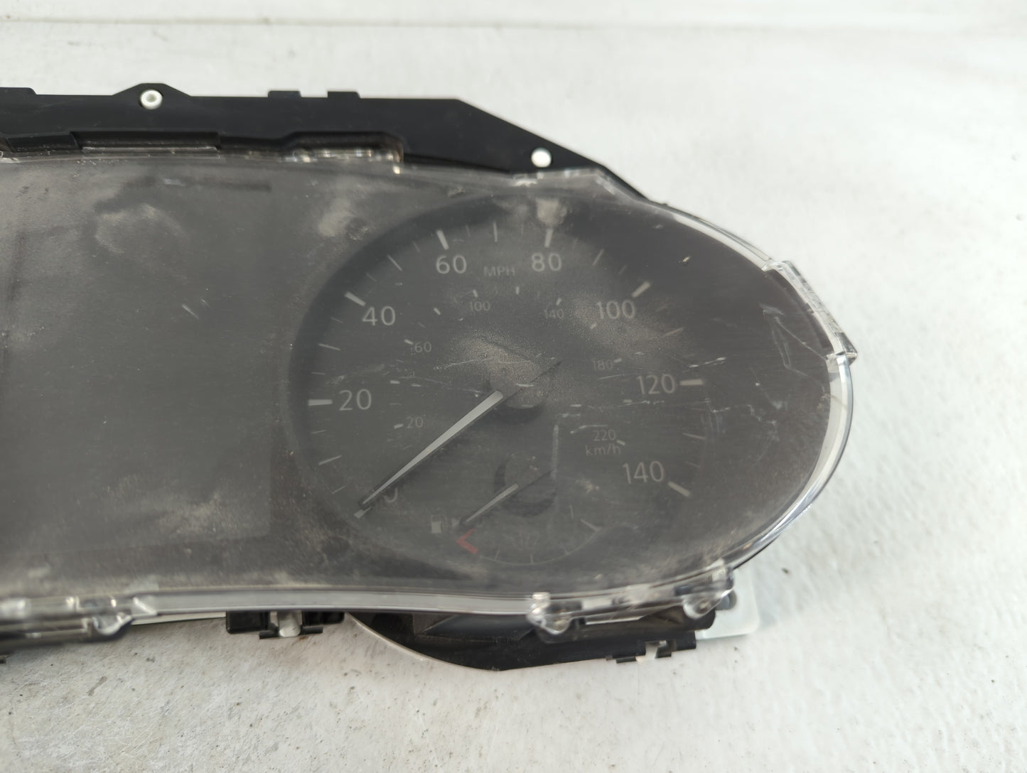 2017-2018 Nissan Rogue Sport Instrument Cluster Speedometer Gauges P/N:BA6MA0A/5D3H 170511 0137 Fits Fits 2017 2018 OEM Used