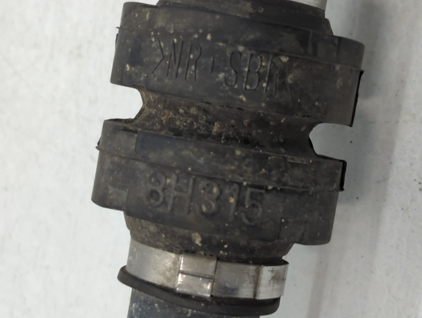 2017-2019 Nissan Rogue Sport Axle Shaft Front Passenger Cv C/v - Oemusedautoparts1.com