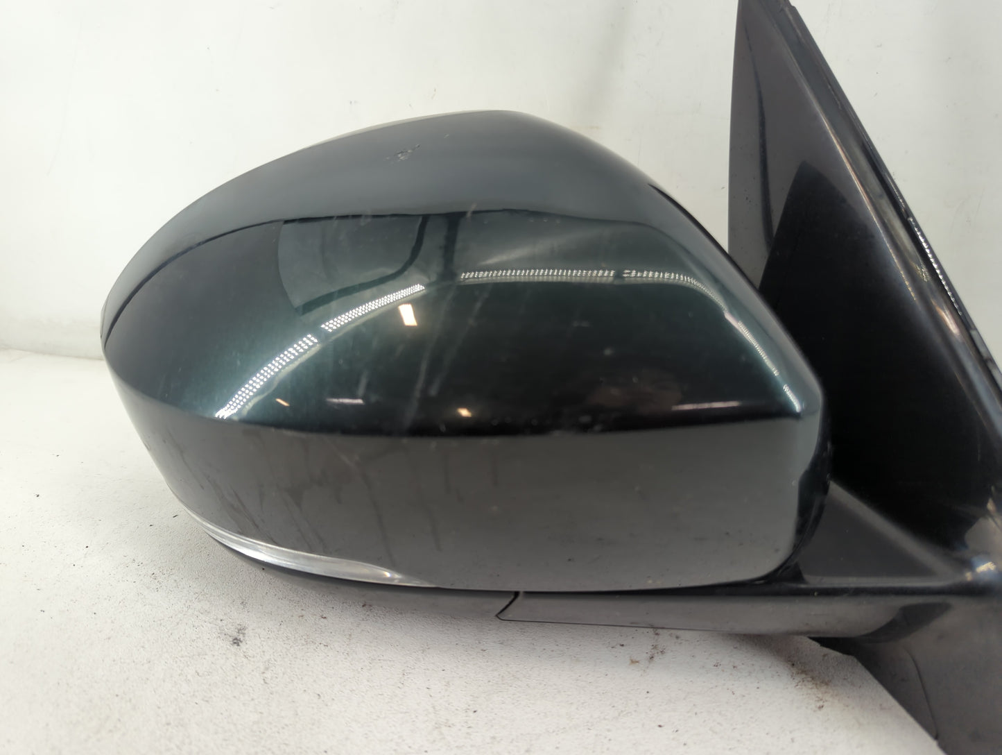 2017 Nissan Rogue Sport Passenger Side View Mirror - Right Door Mirror OEM Used - Oemusedautoparts1.com