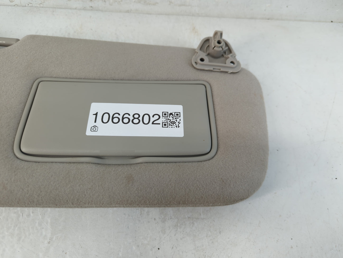 2013-2019 Nissan Sentra Sun Visor Shade Replacement Passenger Right Mirror Fits Fits 2012 2013 2014 2015 2016 2017 2018 2019