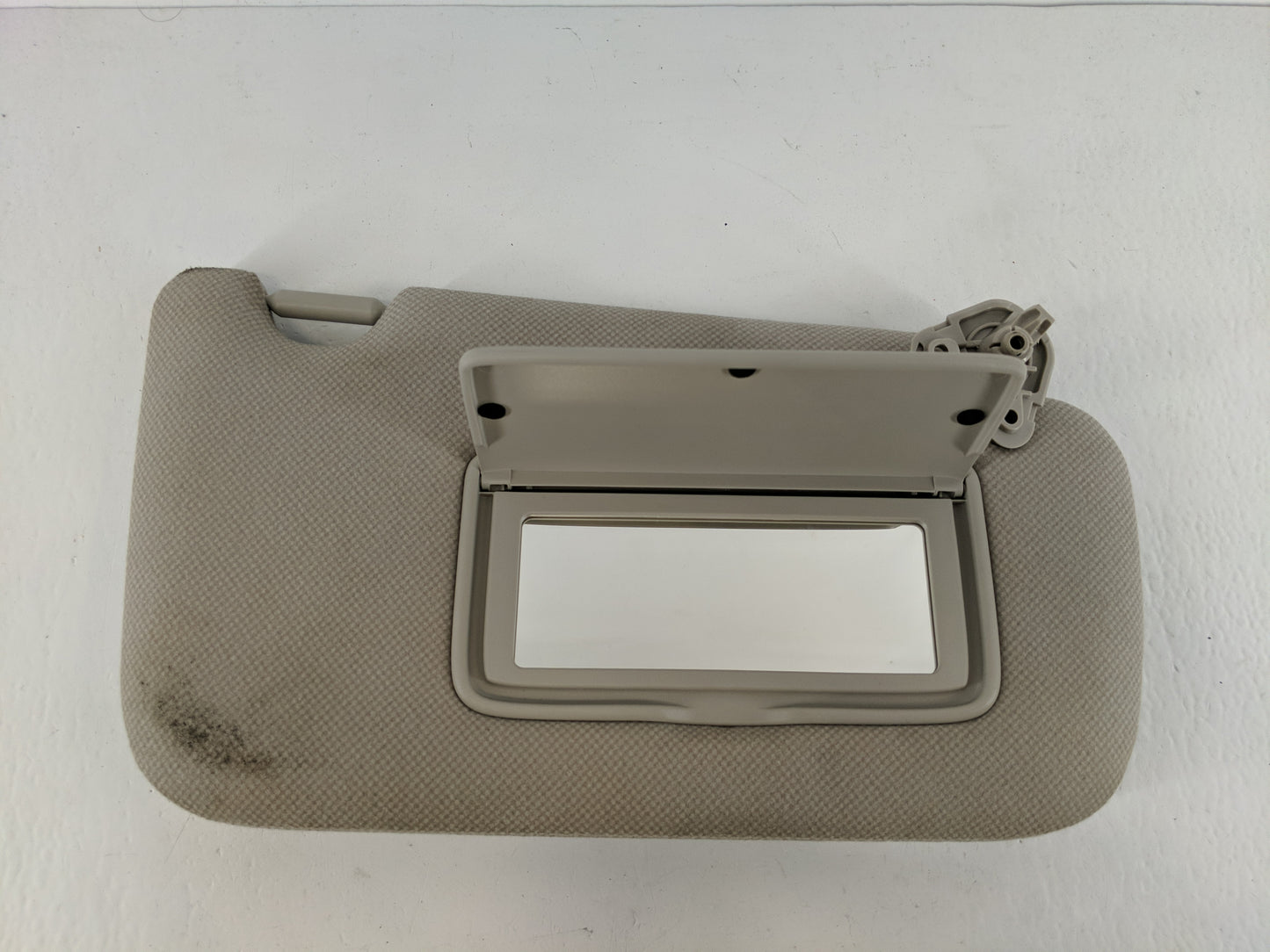 2013-2019 Nissan Sentra Sun Visor Shade Replacement Passenger Right Mirror Fits Fits 2012 2013 2014 2015 2016 2017 2018 2019