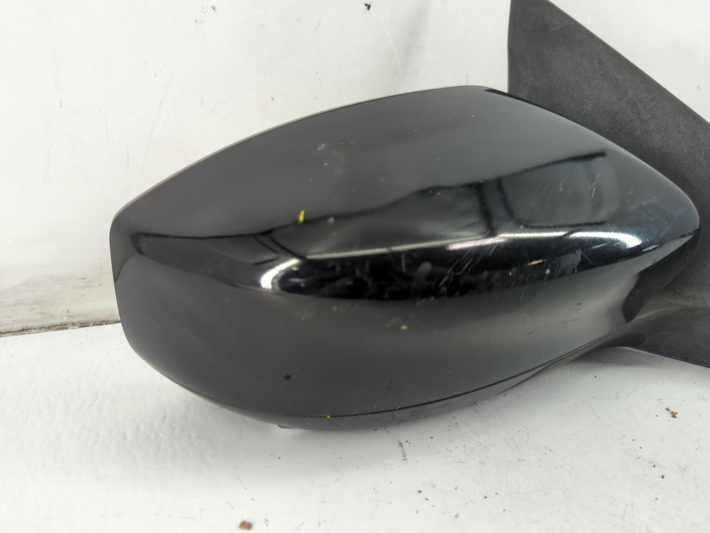 2016-2019 Nissan Sentra Passenger Side View Mirror - Right Door Mirror OEM Used - Oemusedautoparts1.com