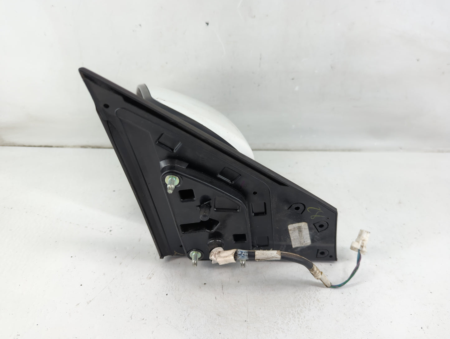 2016-2019 Nissan Sentra Driver Side View Mirror - Left Door Mirror OEM Used - Oemusedautoparts1.com