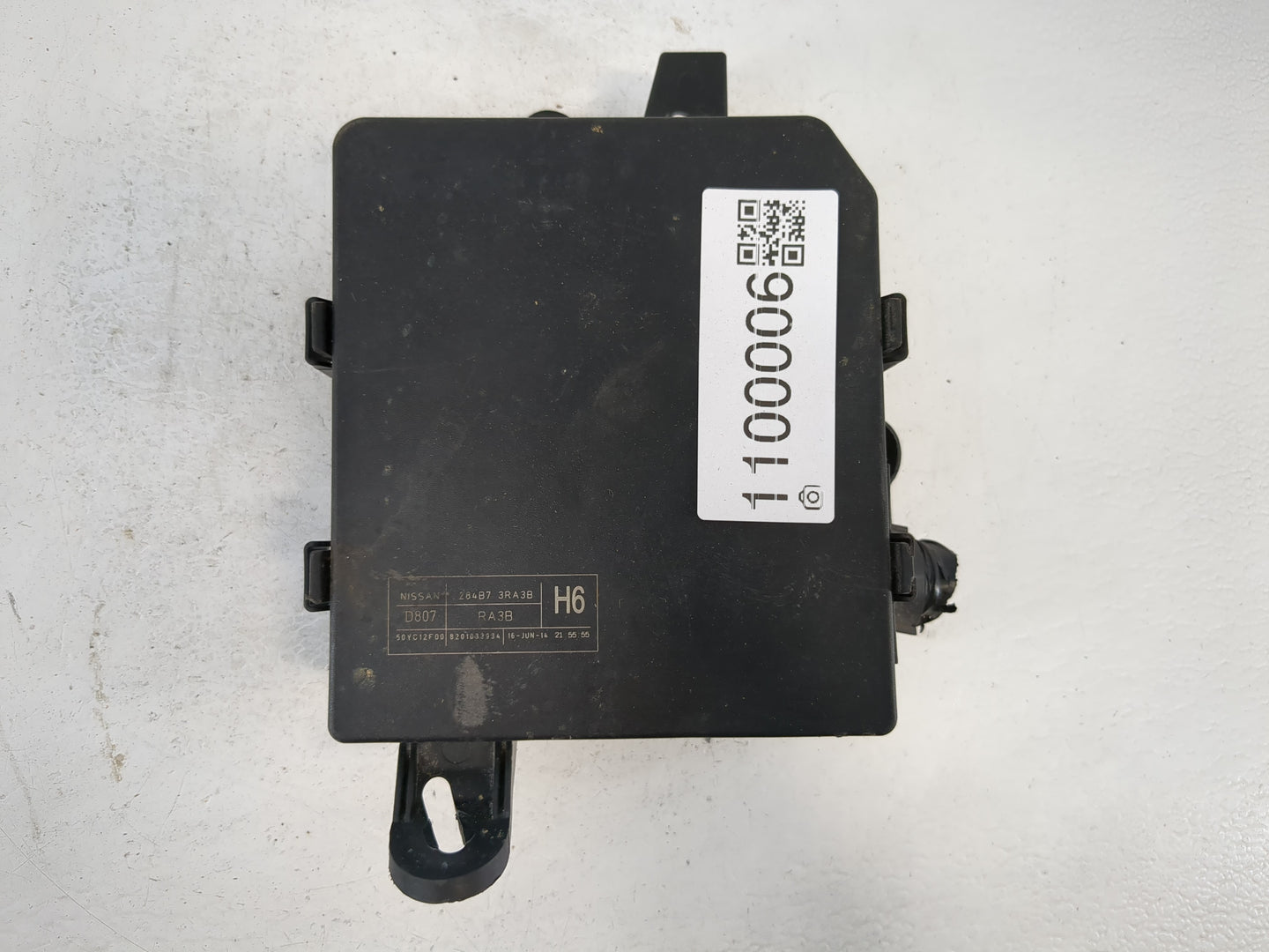 2013-2019 Nissan Sentra Fusebox Fuse Box Panel Relay Module P/N:284B7 3RA3B Fits Fits 2013 2014 2015 2016 2017 2018 2019 OEM