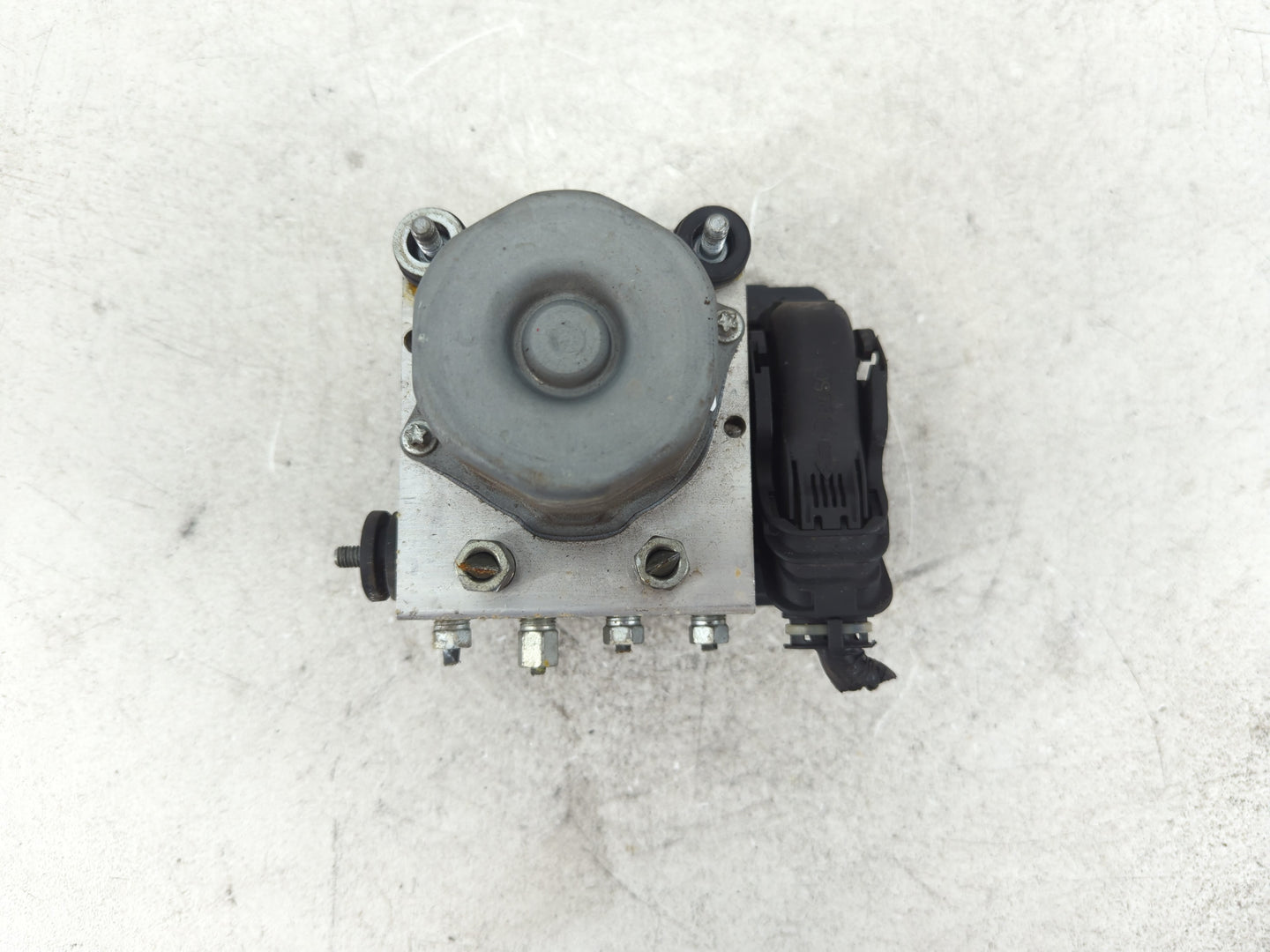 2016-2019 Nissan Sentra ABS Pump Control Module Replacement P/N:47660 4FU0C Fits Fits 2016 2017 2018 2019 OEM Used Auto Part