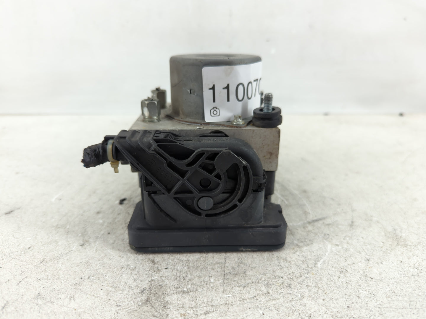 2016-2019 Nissan Sentra ABS Pump Control Module Replacement P/N:47660 4FU0C Fits Fits 2016 2017 2018 2019 OEM Used Auto Part