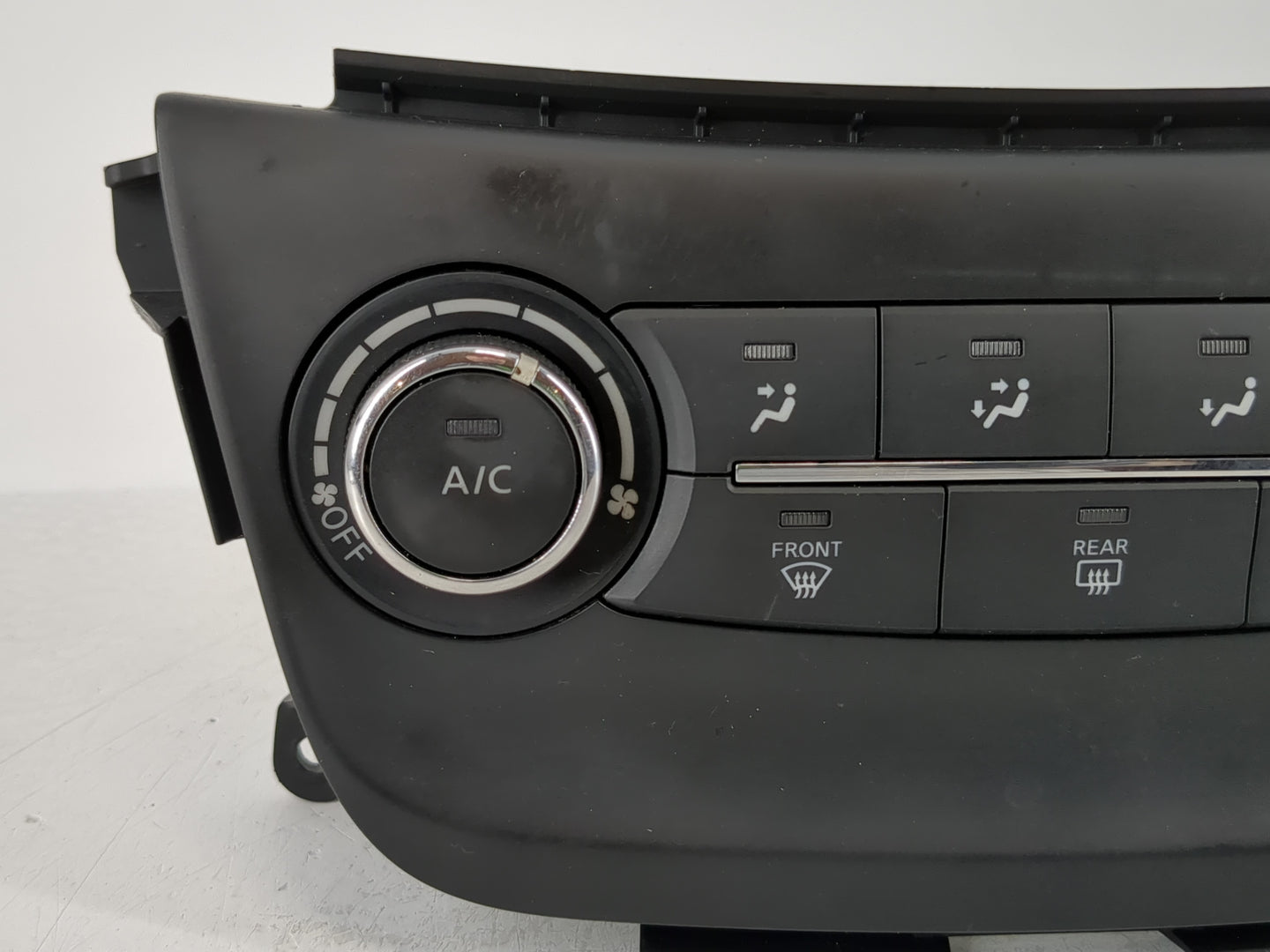 2017-2019 Nissan Sentra Climate Control Module Temperature AC/Heater Replacement P/N:275004AF2B Fits Fits 2017 2018 2019 OEM