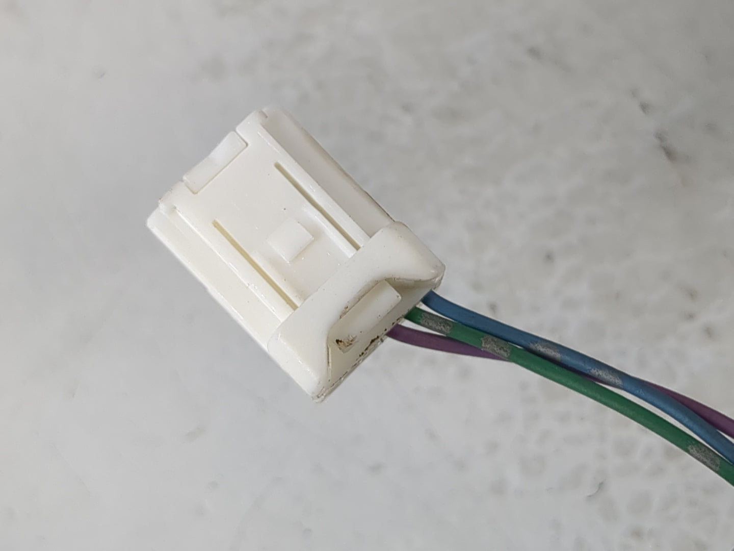 2016-2019 Nissan Sentra Driver Side View Mirror - Left Door Mirror OEM Used - Oemusedautoparts1.com