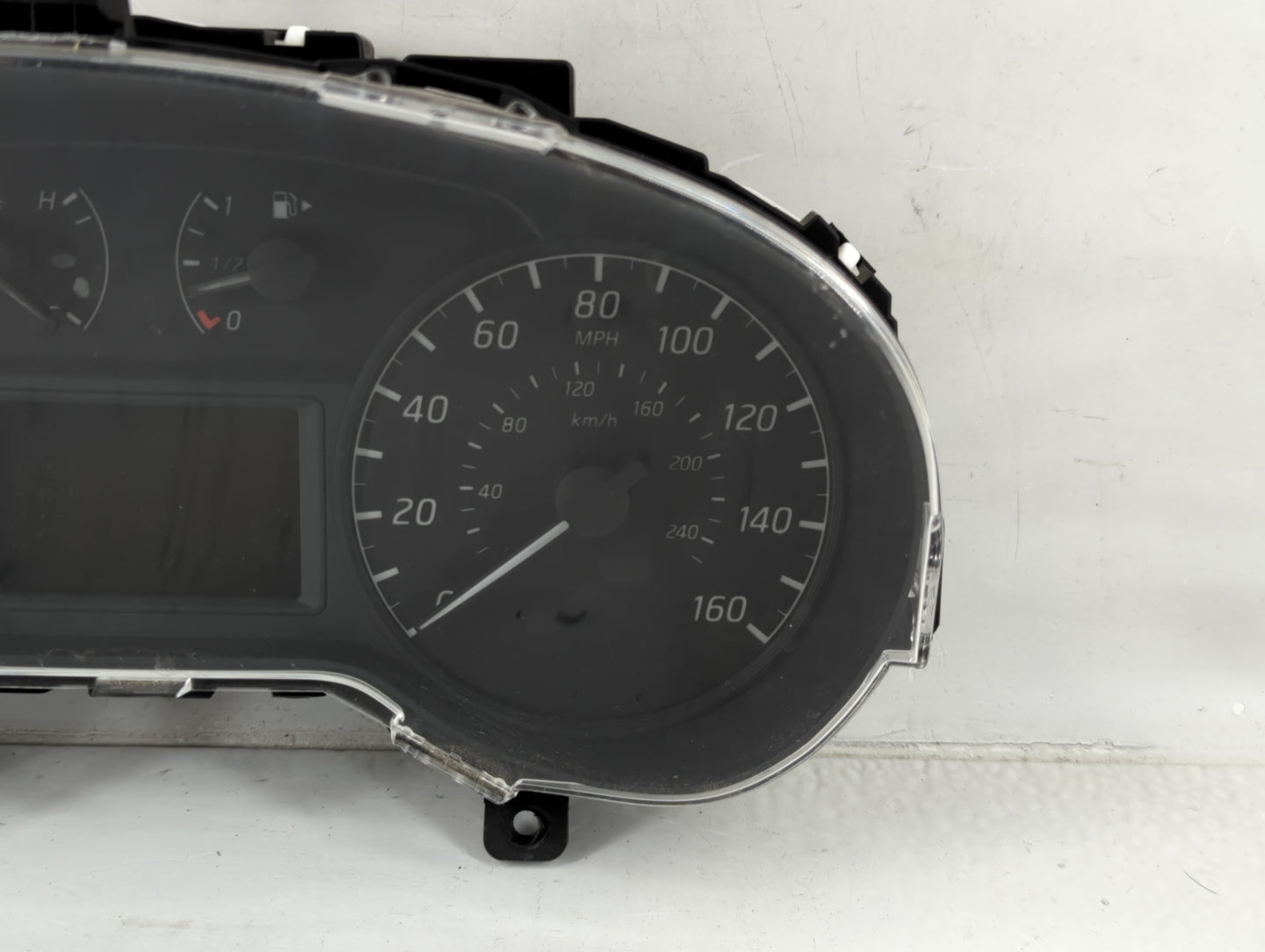 2016-2019 Nissan Sentra Instrument Cluster Speedometer Gauges P/N:248103YU0A Fits Fits 2016 2017 2018 2019 OEM Used Auto Par