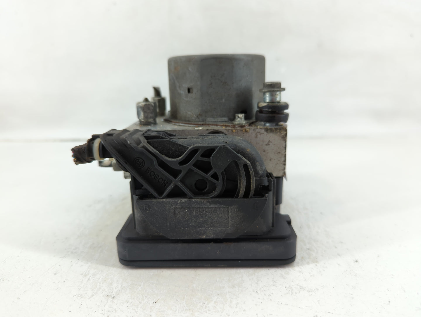 2017-2019 Nissan Sentra ABS Pump Control Module Replacement P/N:47660 5UD0C Fits Fits 2017 2018 2019 OEM Used Auto Parts - O