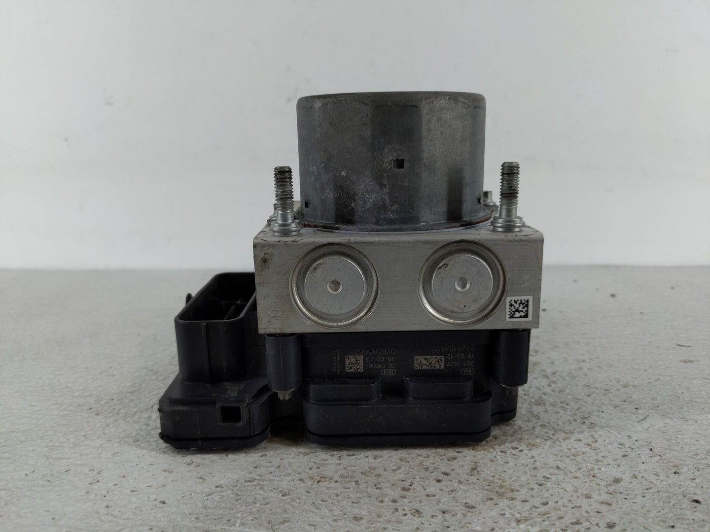 2017-2019 Nissan Sentra ABS Pump Control Module Replacement P/N:47660 5UD0G Fits Fits 2017 2018 2019 OEM Used Auto Parts - O