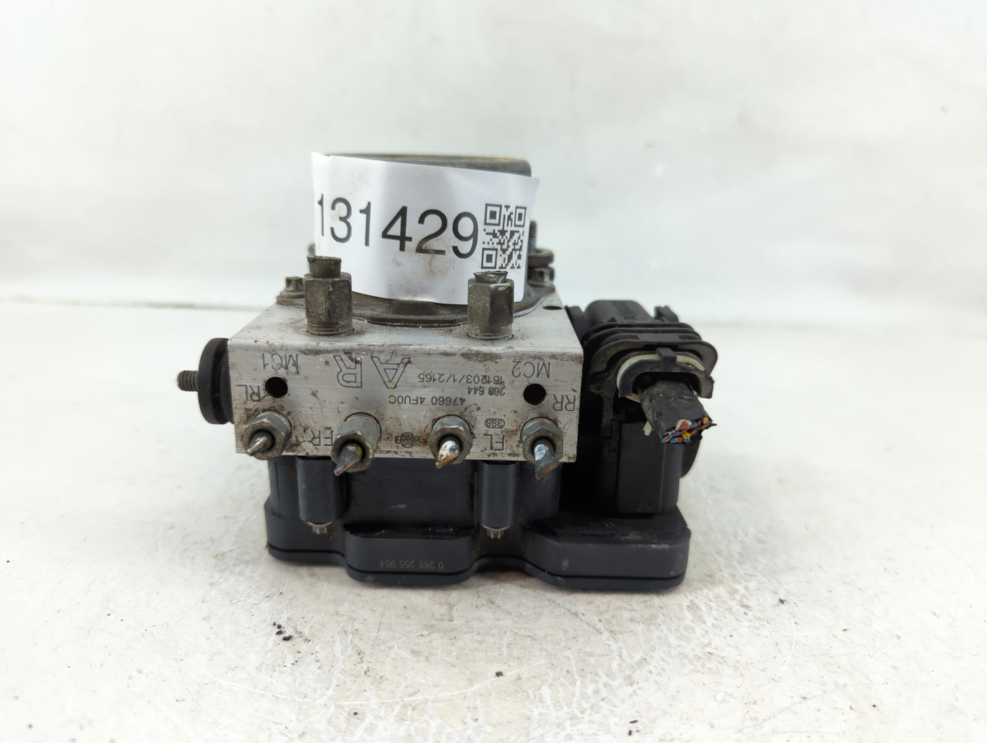 2016-2019 Nissan Sentra ABS Pump Control Module Replacement P/N:47660 4FU0C Fits Fits 2016 2017 2018 2019 OEM Used Auto Part
