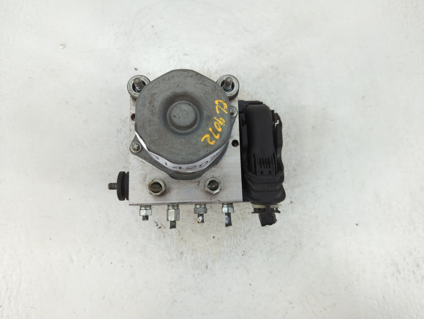 2016-2019 Nissan Sentra ABS Pump Control Module Replacement P/N:47660 4FU0C Fits Fits 2016 2017 2018 2019 OEM Used Auto Part