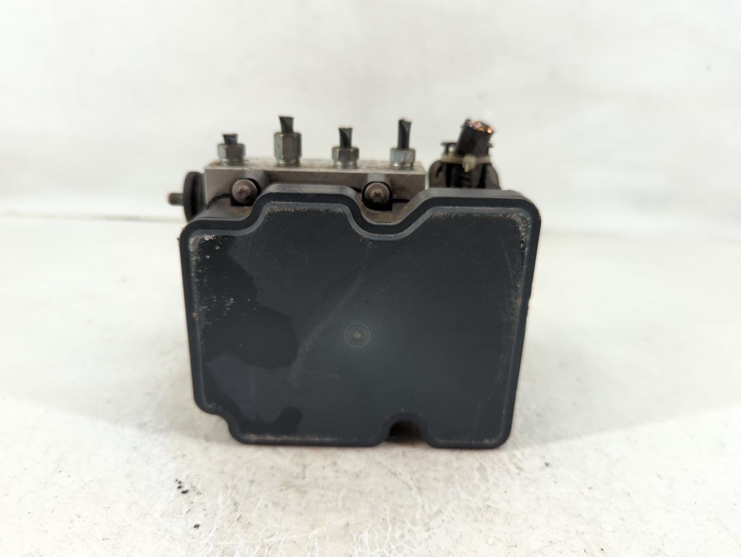 2016-2019 Nissan Sentra ABS Pump Control Module Replacement P/N:47660 4FU0C Fits Fits 2016 2017 2018 2019 OEM Used Auto Part