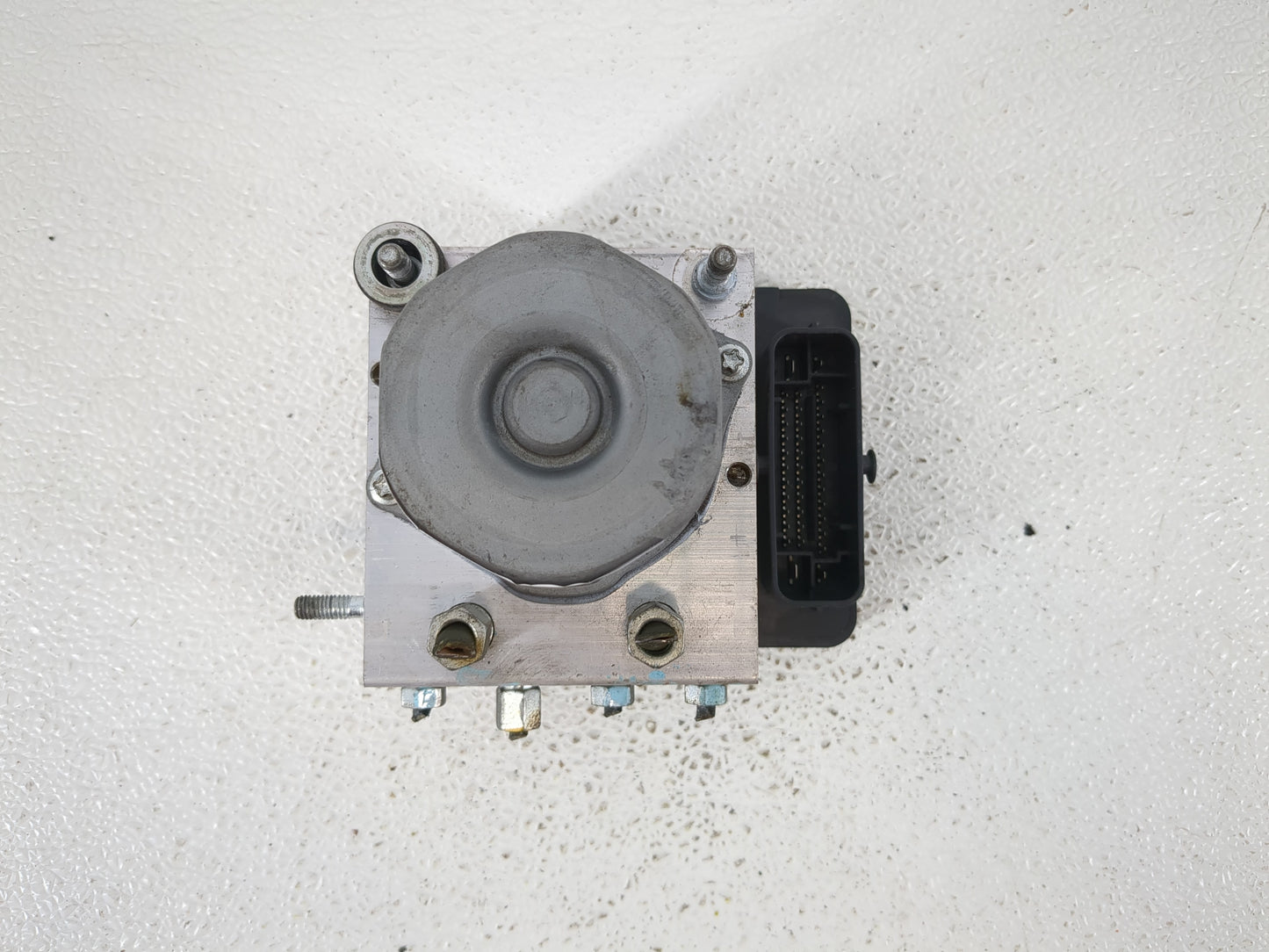 2016-2018 Nissan Sentra ABS Pump Control Module Replacement P/N:47660 4FU0C Fits Fits 2016 2017 2018 OEM Used Auto Parts - O