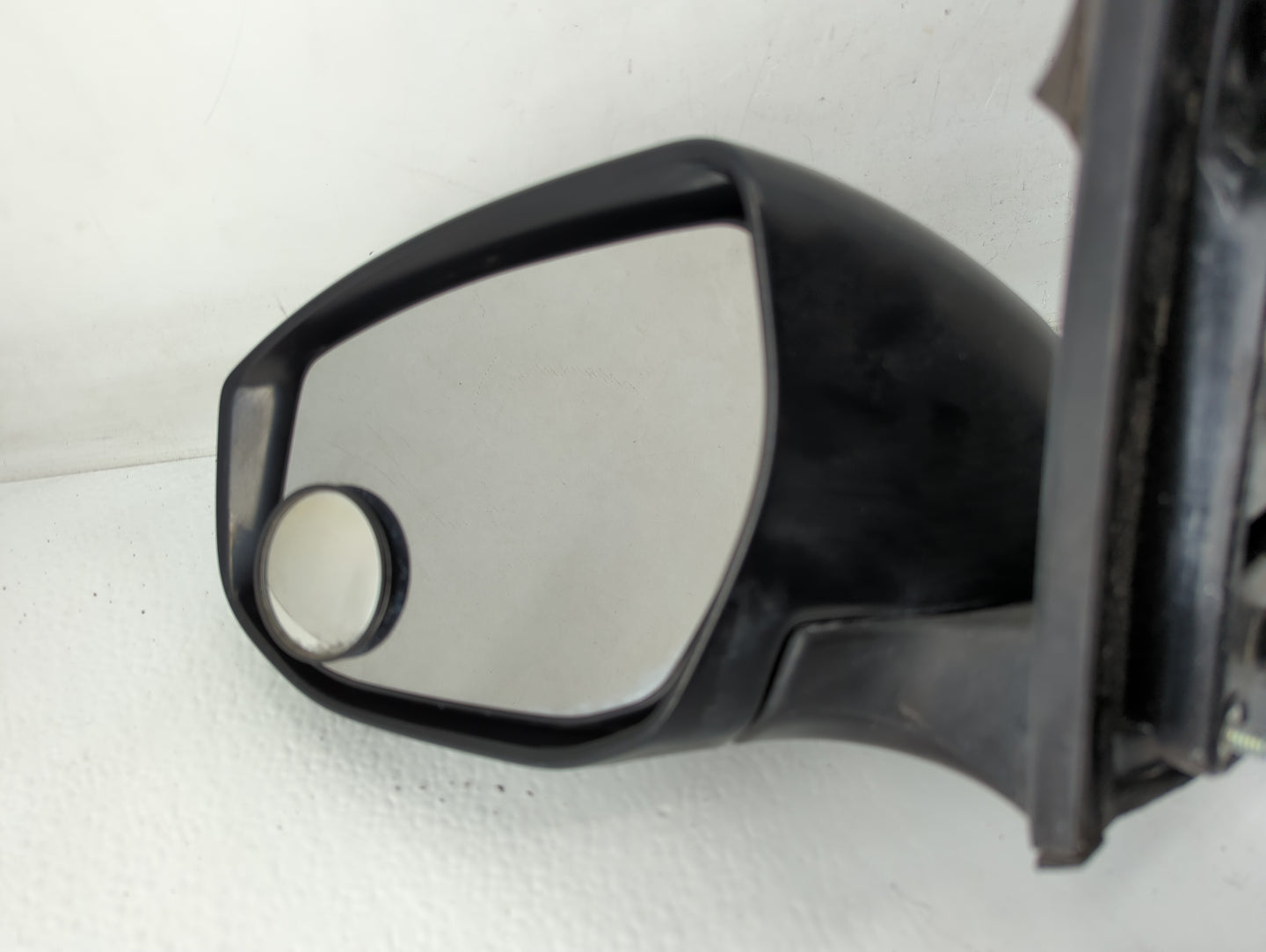 2016-2019 Nissan Sentra Passenger Side View Mirror - Right Door Mirror OEM Used - Oemusedautoparts1.com