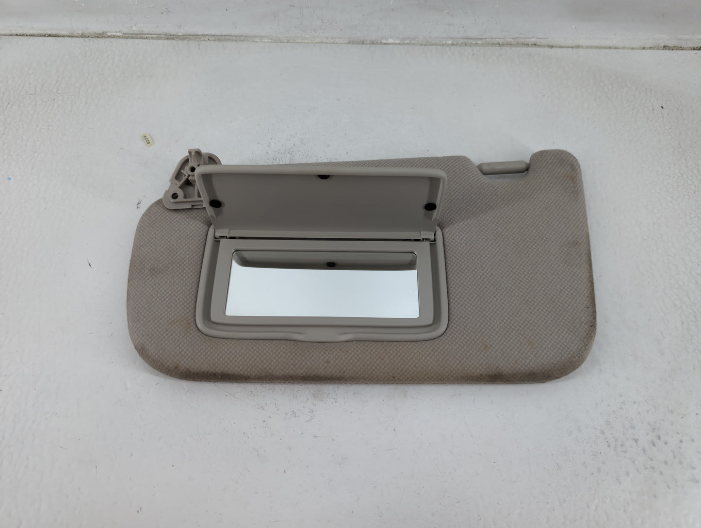 2013-2019 Nissan Sentra Sun Visor Shade Replacement Driver Left Mirror Fits Fits 2012 2013 2014 2015 2016 2017 2018 2019 OEM