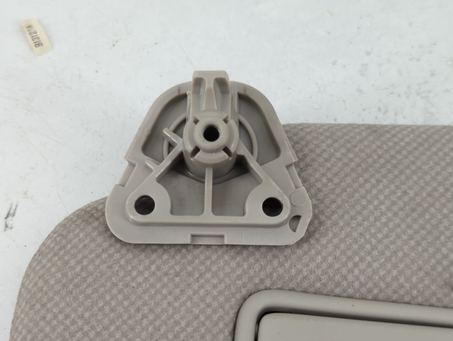 2013-2019 Nissan Sentra Sun Visor Shade Replacement Driver Left Mirror Fits Fits 2012 2013 2014 2015 2016 2017 2018 2019 OEM