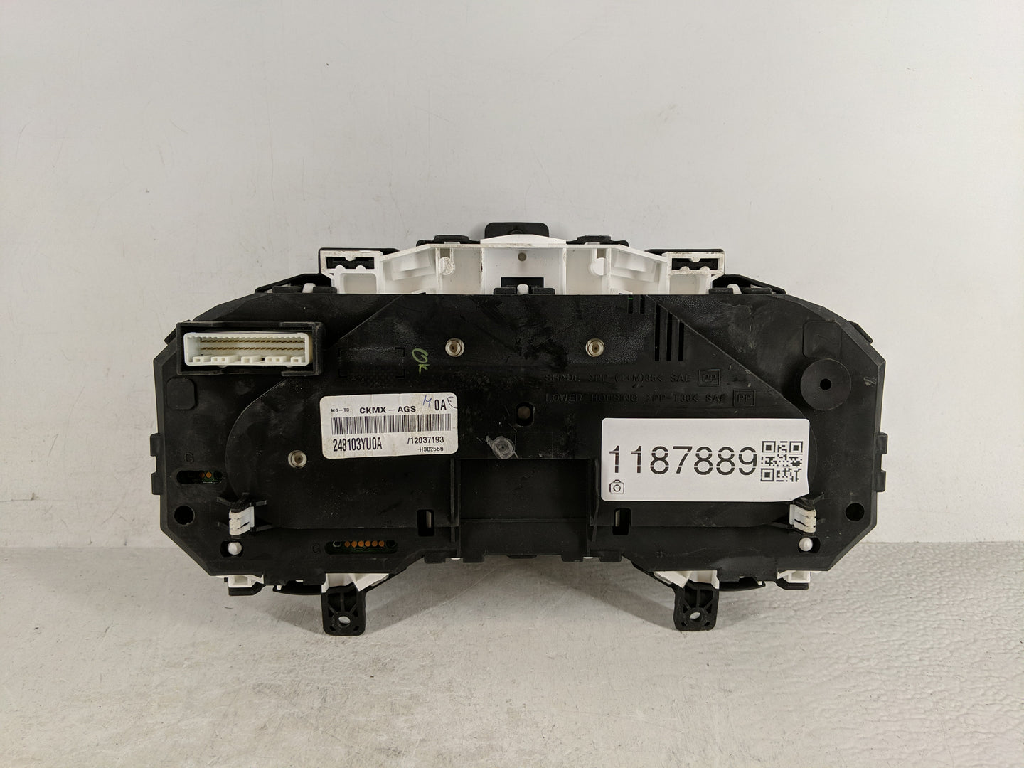 2016-2019 Nissan Sentra Instrument Cluster Speedometer Gauges P/N:248103YU0A Fits Fits 2016 2017 2018 2019 OEM Used Auto Par