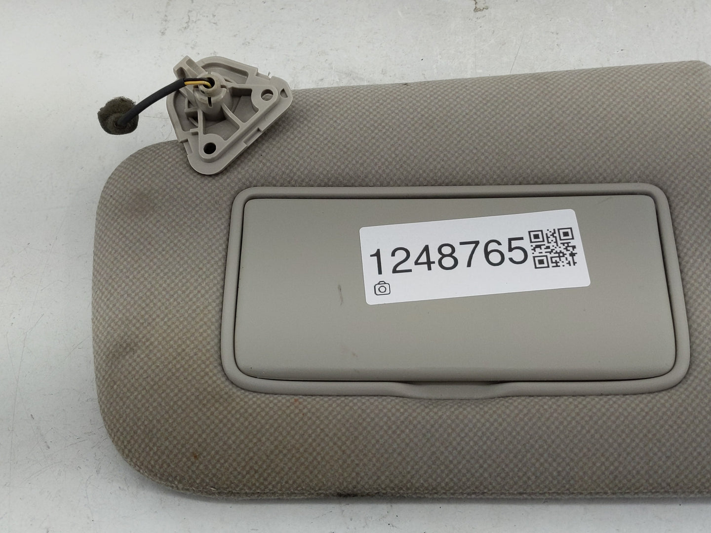 2013-2019 Nissan Sentra Sun Visor Shade Replacement Driver Left Mirror Fits Fits 2013 2014 2015 2016 2017 2018 2019 OEM Used