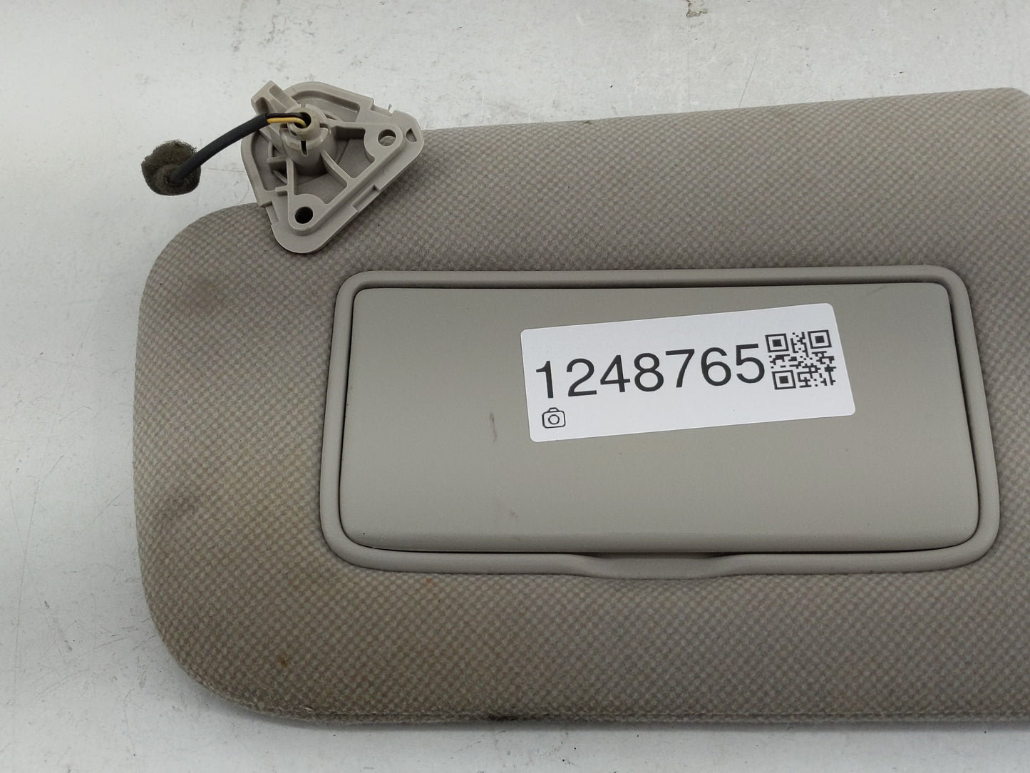 2013-2019 Nissan Sentra Sun Visor Shade Replacement Driver Left Mirror Fits Fits 2013 2014 2015 2016 2017 2018 2019 OEM Used