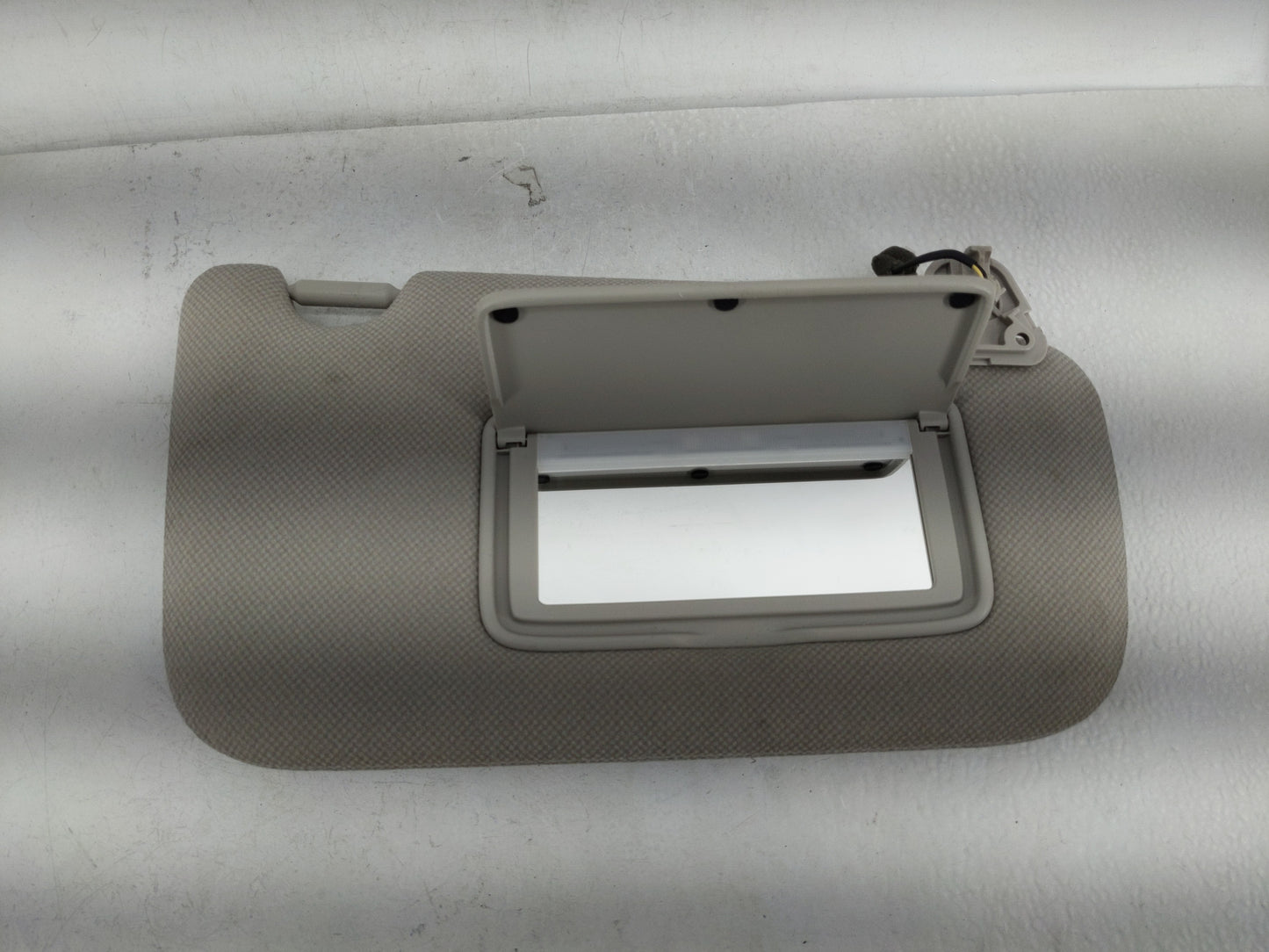 2013-2019 Nissan Sentra Sun Visor Shade Replacement Passenger Right Mirror Fits Fits 2013 2014 2015 2016 2017 2018 2019 OEM 