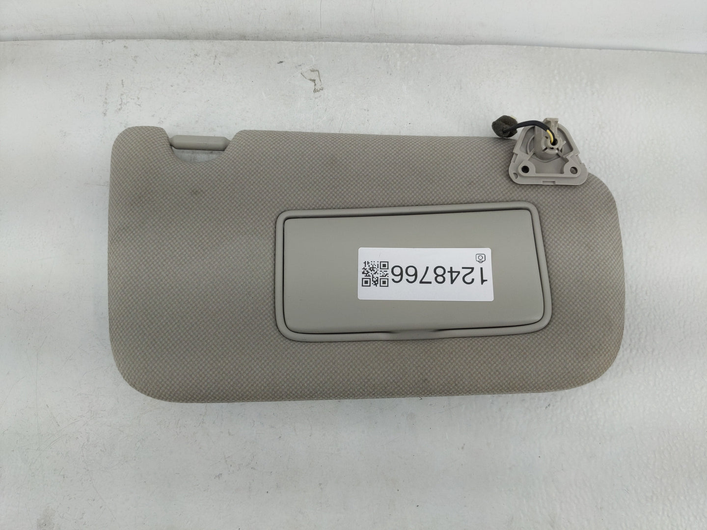 2013-2019 Nissan Sentra Sun Visor Shade Replacement Passenger Right Mirror Fits Fits 2013 2014 2015 2016 2017 2018 2019 OEM 