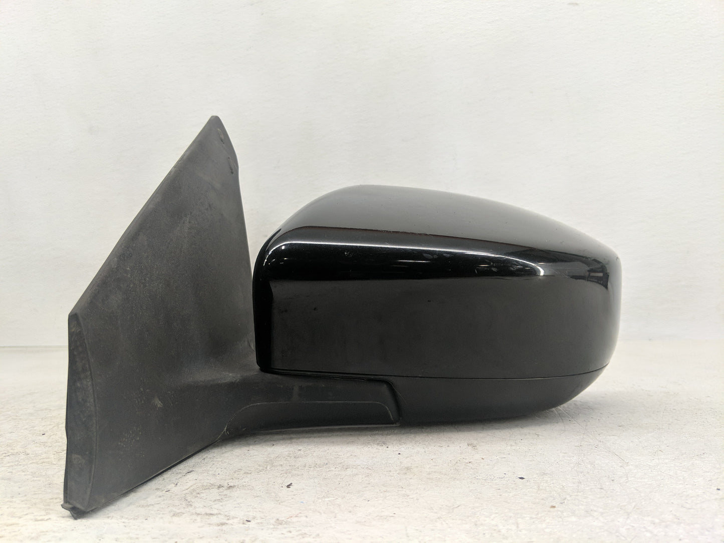 2016-2019 Nissan Sentra Driver Side View Mirror - Left Door Mirror OEM Used - Oemusedautoparts1.com