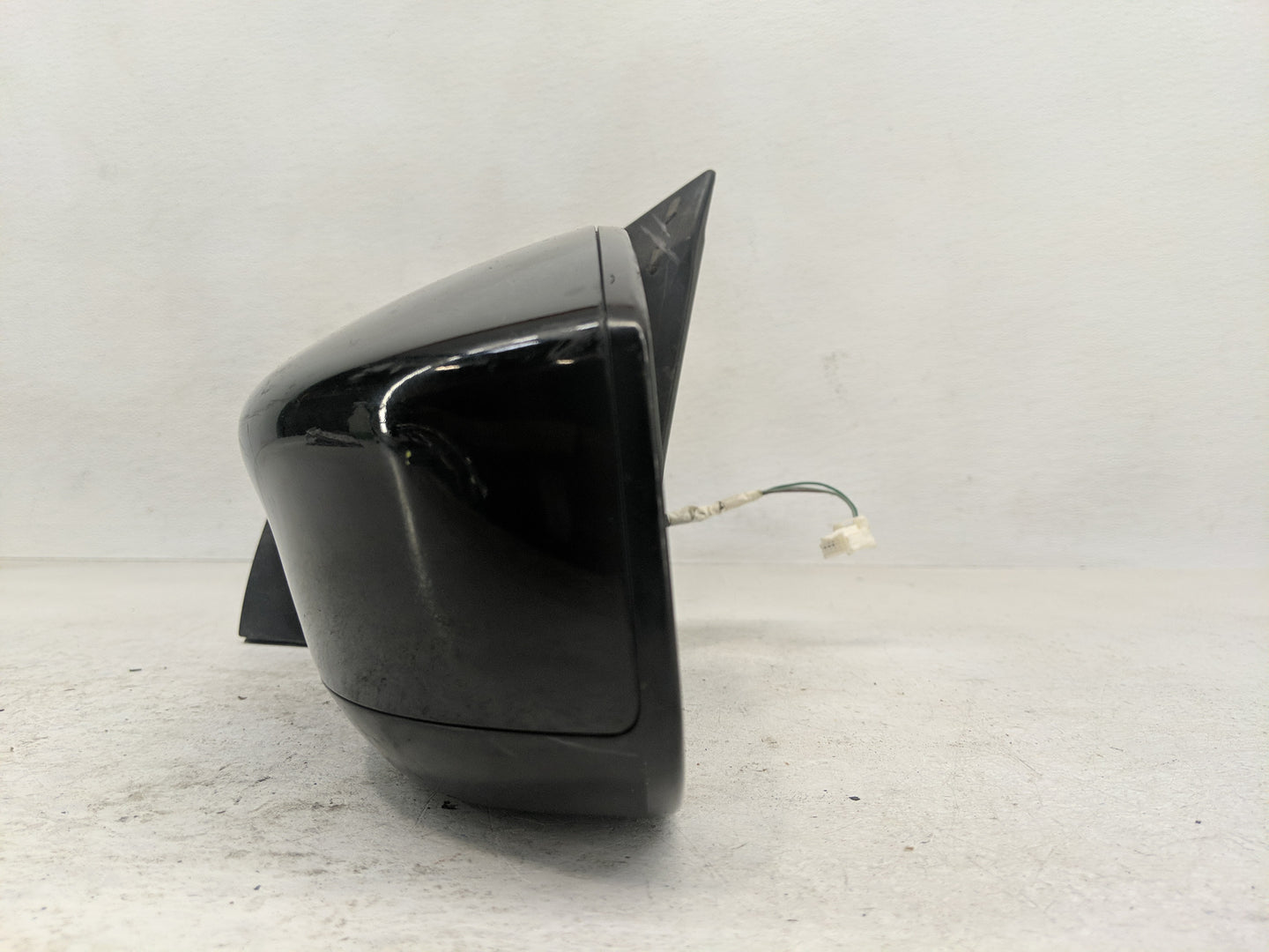 2016-2019 Nissan Sentra Driver Side View Mirror - Left Door Mirror OEM Used - Oemusedautoparts1.com