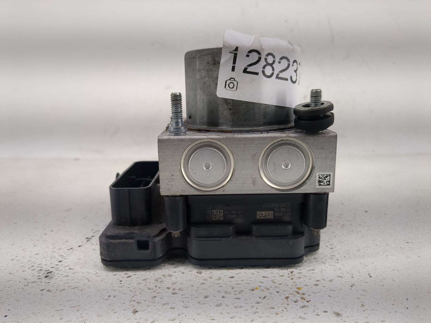 2016-2018 Nissan Sentra ABS Pump Control Module Replacement P/N:47660 4FU0C Fits Fits 2016 2017 2018 OEM Used Auto Parts - O