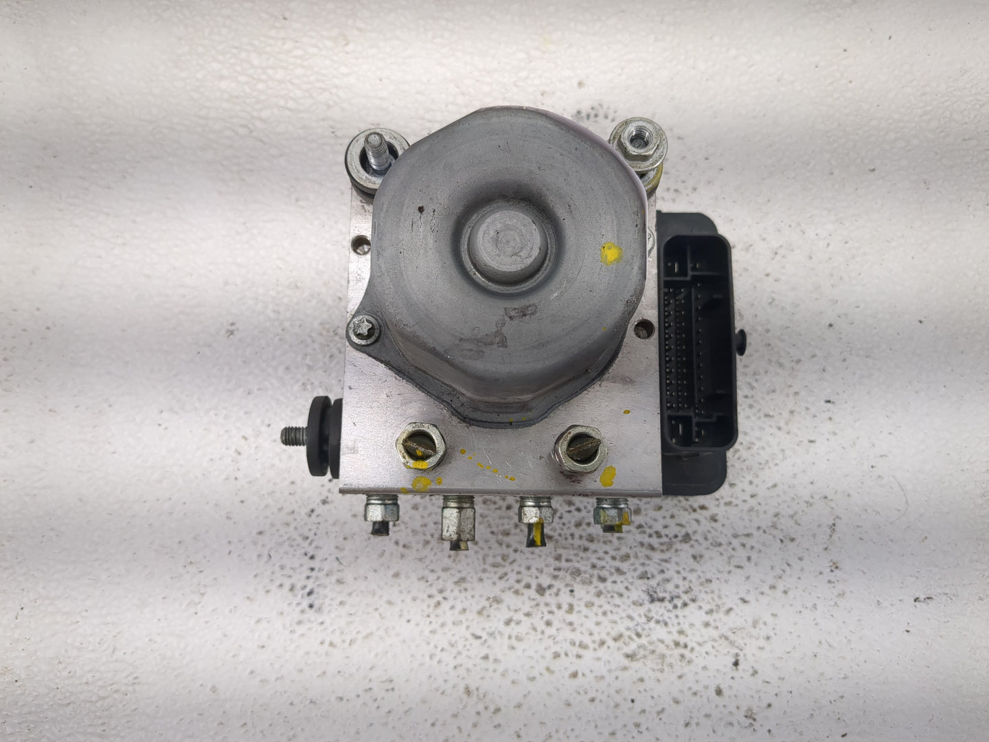 2016-2018 Nissan Sentra ABS Pump Control Module Replacement P/N:47660 4FU00 Fits Fits 2016 2017 2018 OEM Used Auto Parts - O