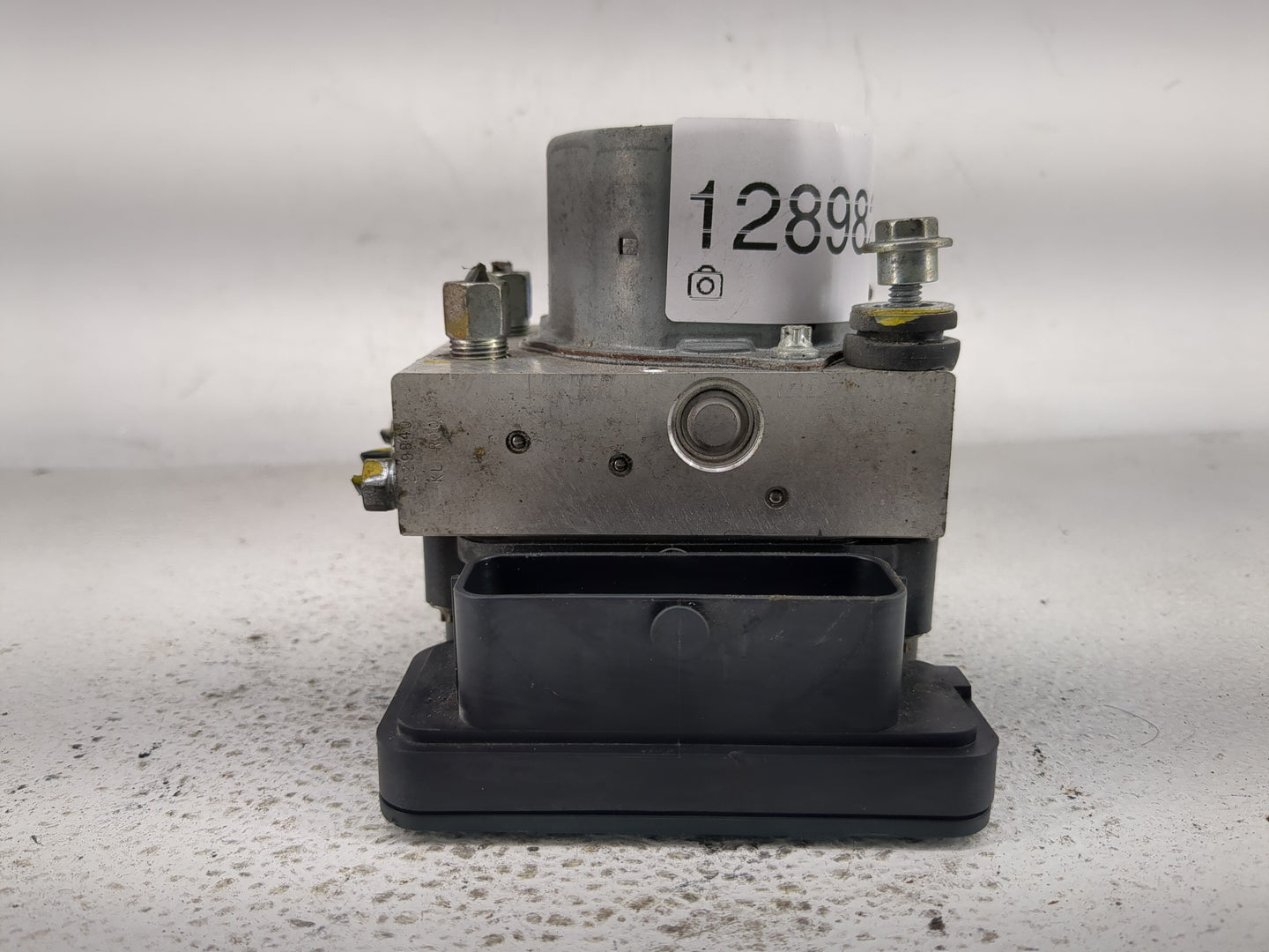 2016-2018 Nissan Sentra ABS Pump Control Module Replacement P/N:47660 4FU00 Fits Fits 2016 2017 2018 OEM Used Auto Parts - O