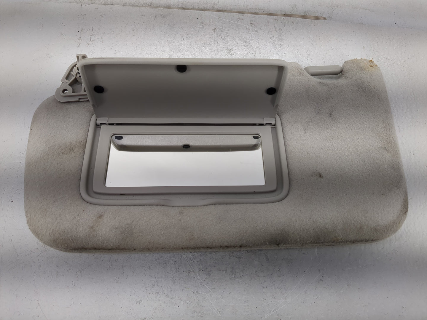 2013-2019 Nissan Sentra Sun Visor Shade Replacement Driver Left Mirror Fits Fits 2012 2013 2014 2015 2016 2017 2018 2019 OEM