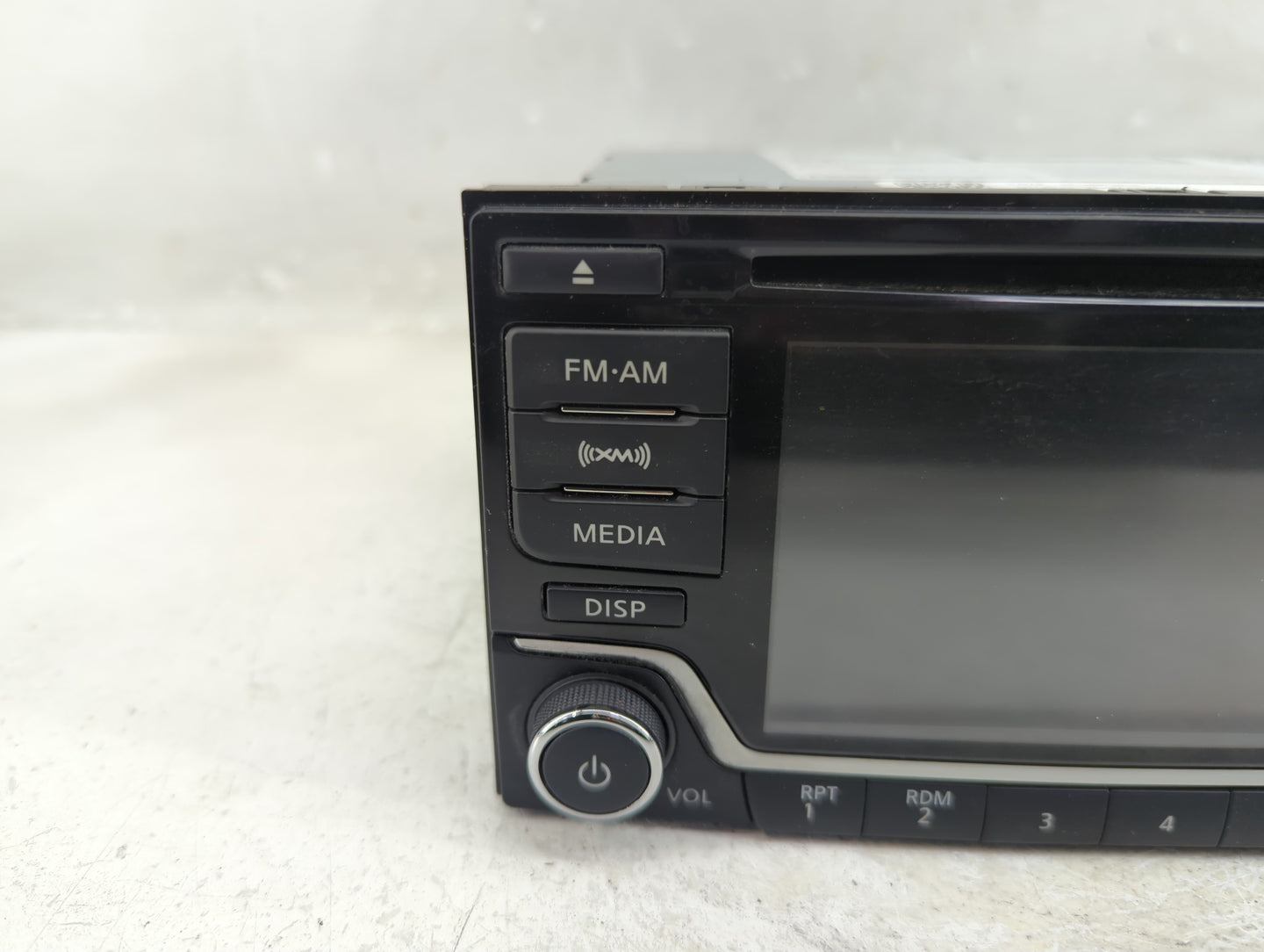 2017-2019 Nissan Sentra Radio AM FM Cd Player Receiver Replacement P/N:28185 4AF6A Fits Fits 2017 2018 2019 OEM Used Auto Pa