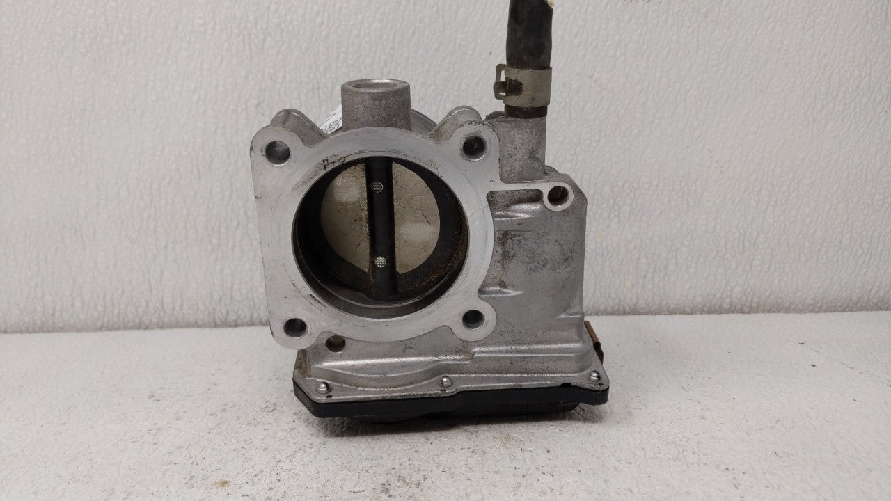 2013-2019 Nissan Sentra Throttle Body P/N:3RA60-01 Fits Fits 2013 2014 2015 2016 2017 2018 2019 OEM Used Auto Parts - Oemuse