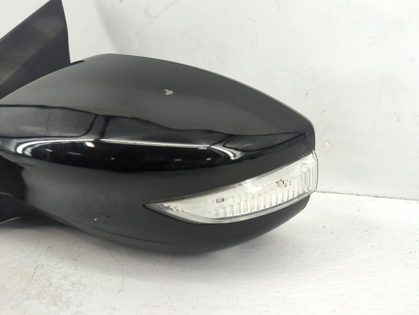 2016-2019 Nissan Sentra Driver Side View Mirror - Left Door Mirror OEM Used - Oemusedautoparts1.com