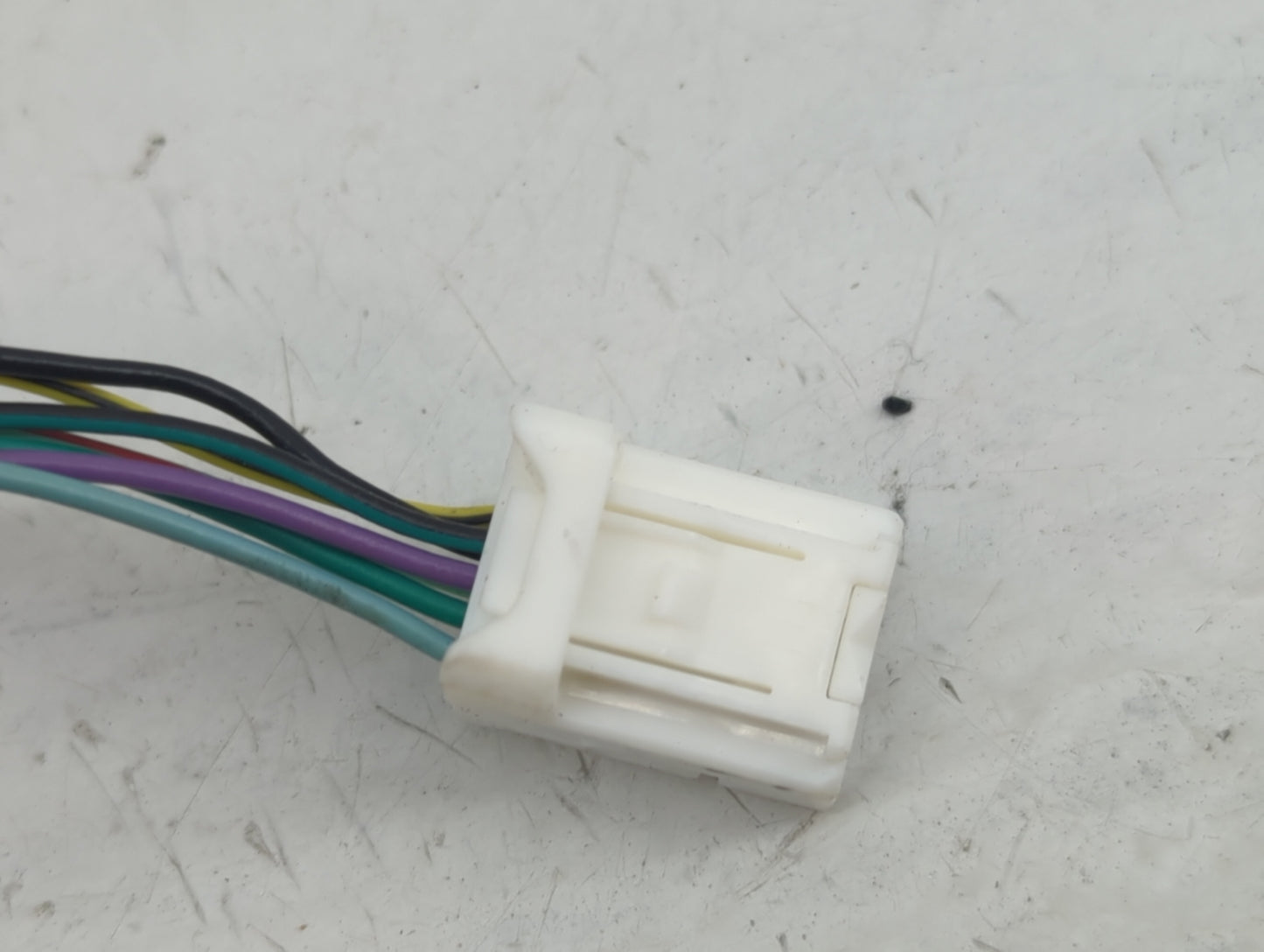 2016-2019 Nissan Sentra Driver Side View Mirror - Left Door Mirror OEM Used - Oemusedautoparts1.com