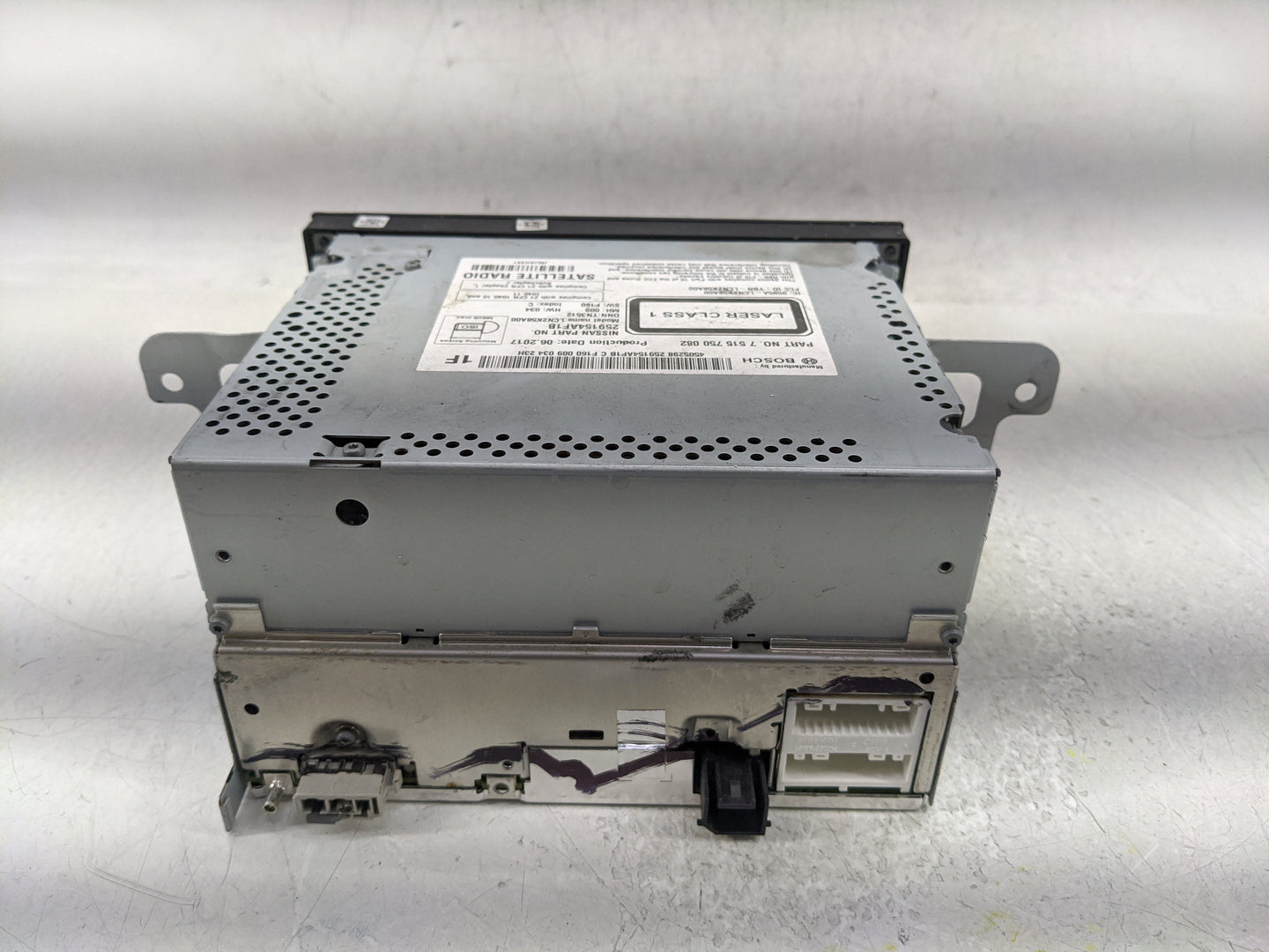 2017-2019 Nissan Sentra Radio AM FM Cd Player Receiver Replacement P/N:259154AF1B 7 515 750 082 Fits Fits 2017 2018 2019 OEM
