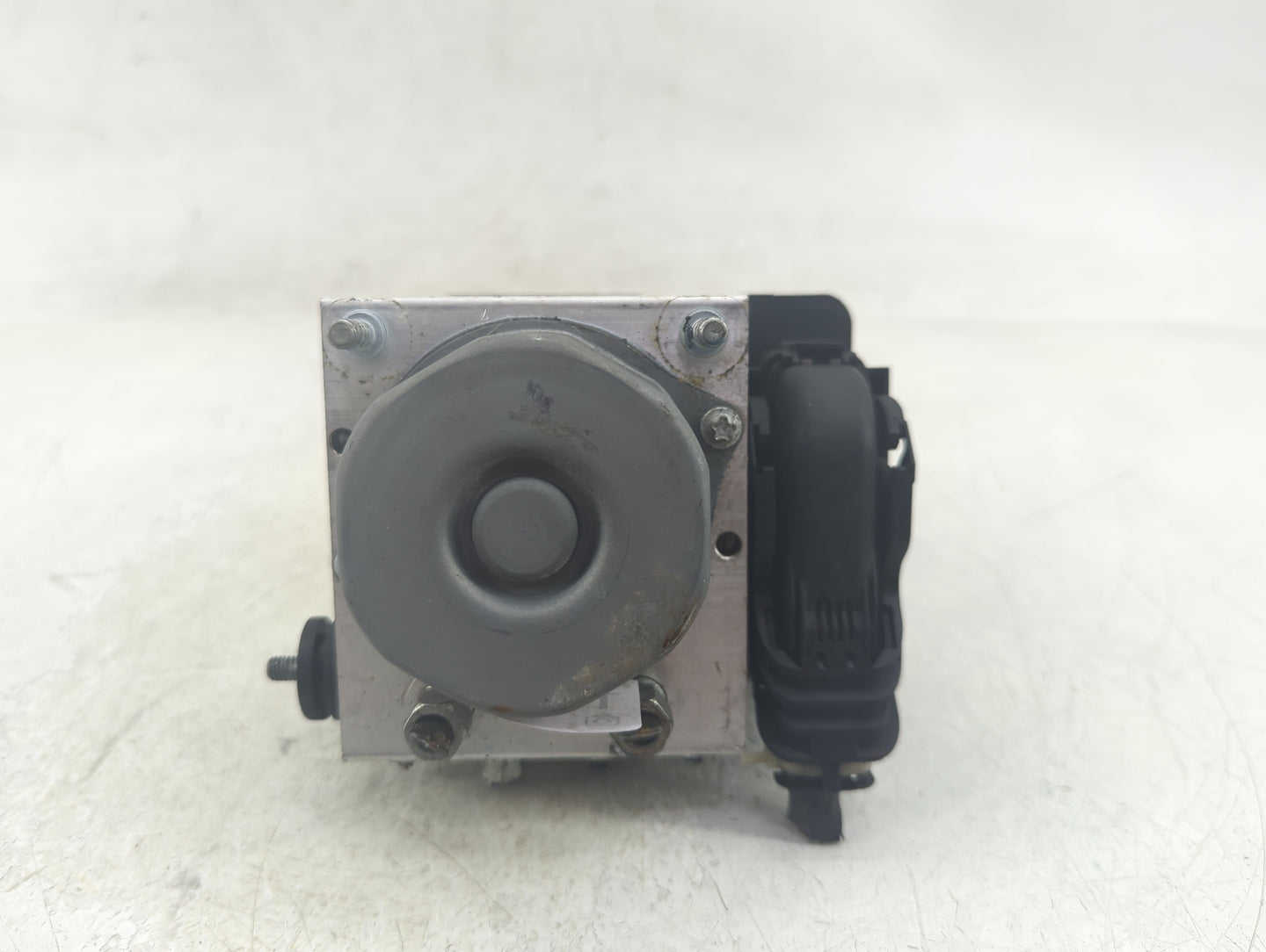 2016-2018 Nissan Sentra ABS Pump Control Module Replacement P/N:269 644 47660 4FU0C Fits Fits 2016 2017 2018 OEM Used Auto P