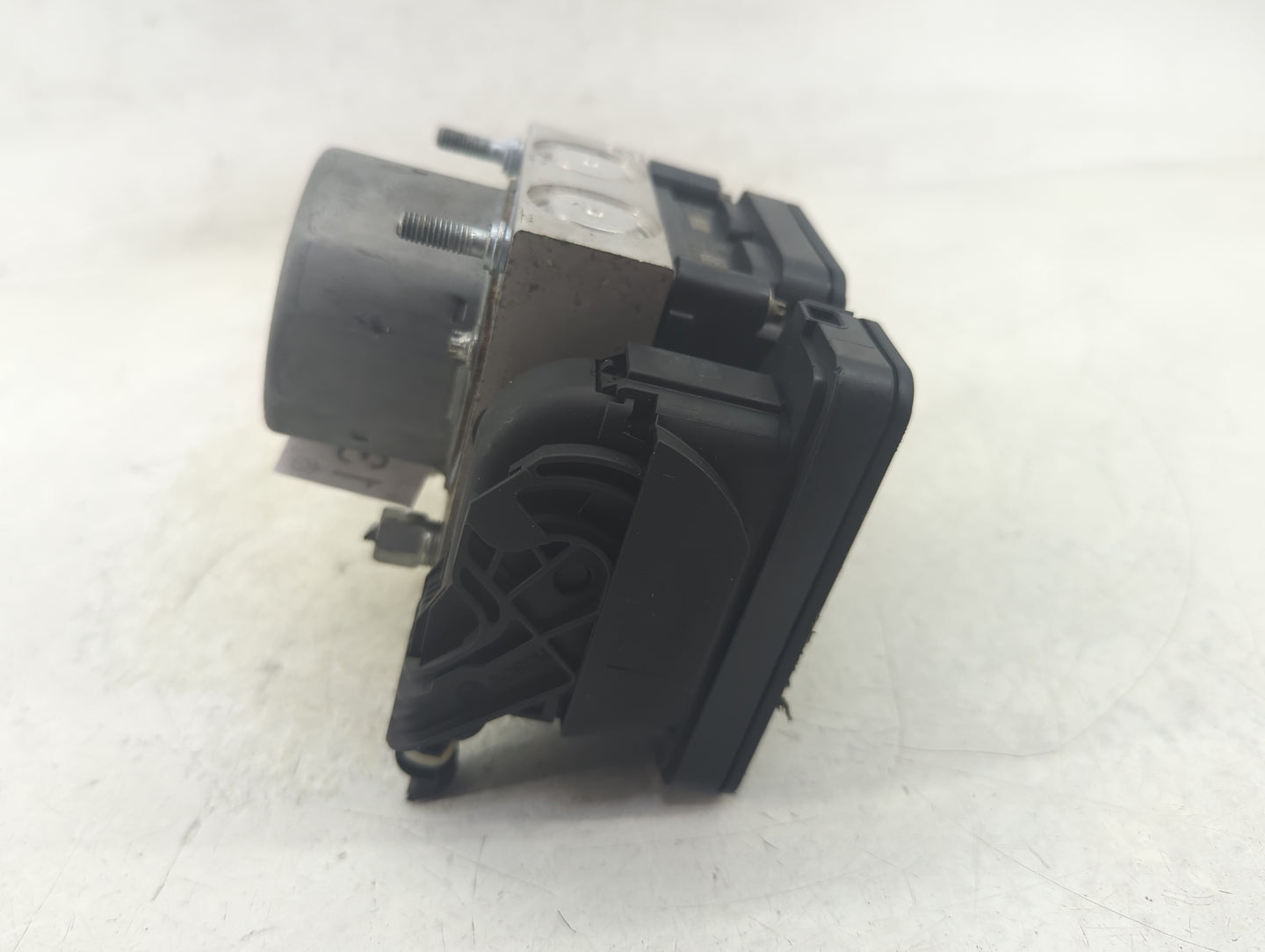 2016-2018 Nissan Sentra ABS Pump Control Module Replacement P/N:269 644 47660 4FU0C Fits Fits 2016 2017 2018 OEM Used Auto P